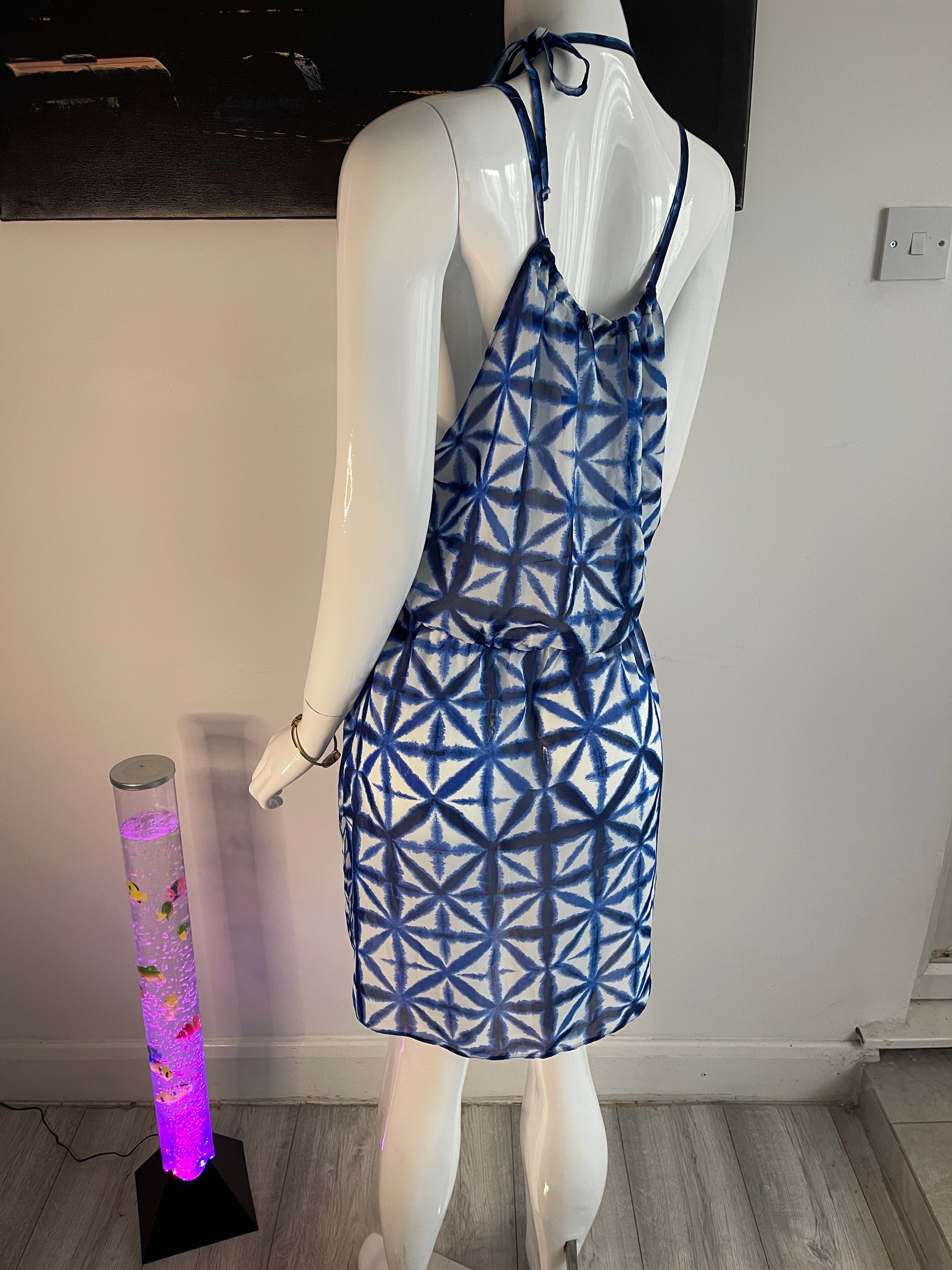 💙✨ GORGEOUS BLUE SUMMER DRESS ✨💙
🌊 Elegant Beach / Holiday Style Dress 🌊
☀️ Perfect for sunny days & vacations ☀️