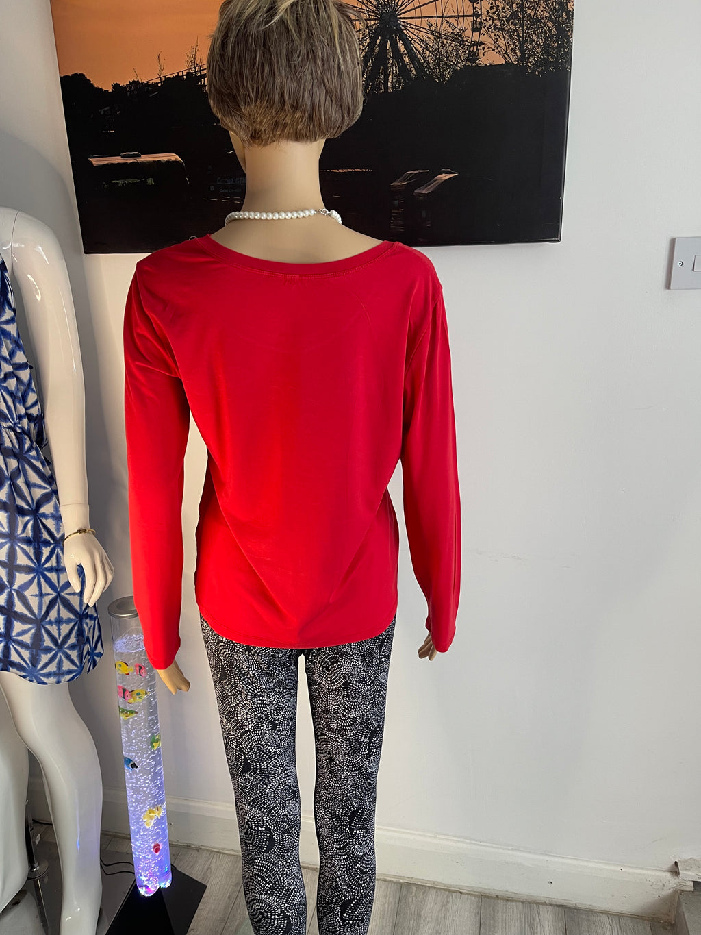 ❤️ Gold Red Long Sleeve Top Size 14 ❤️ Elegant Women’s Blouse