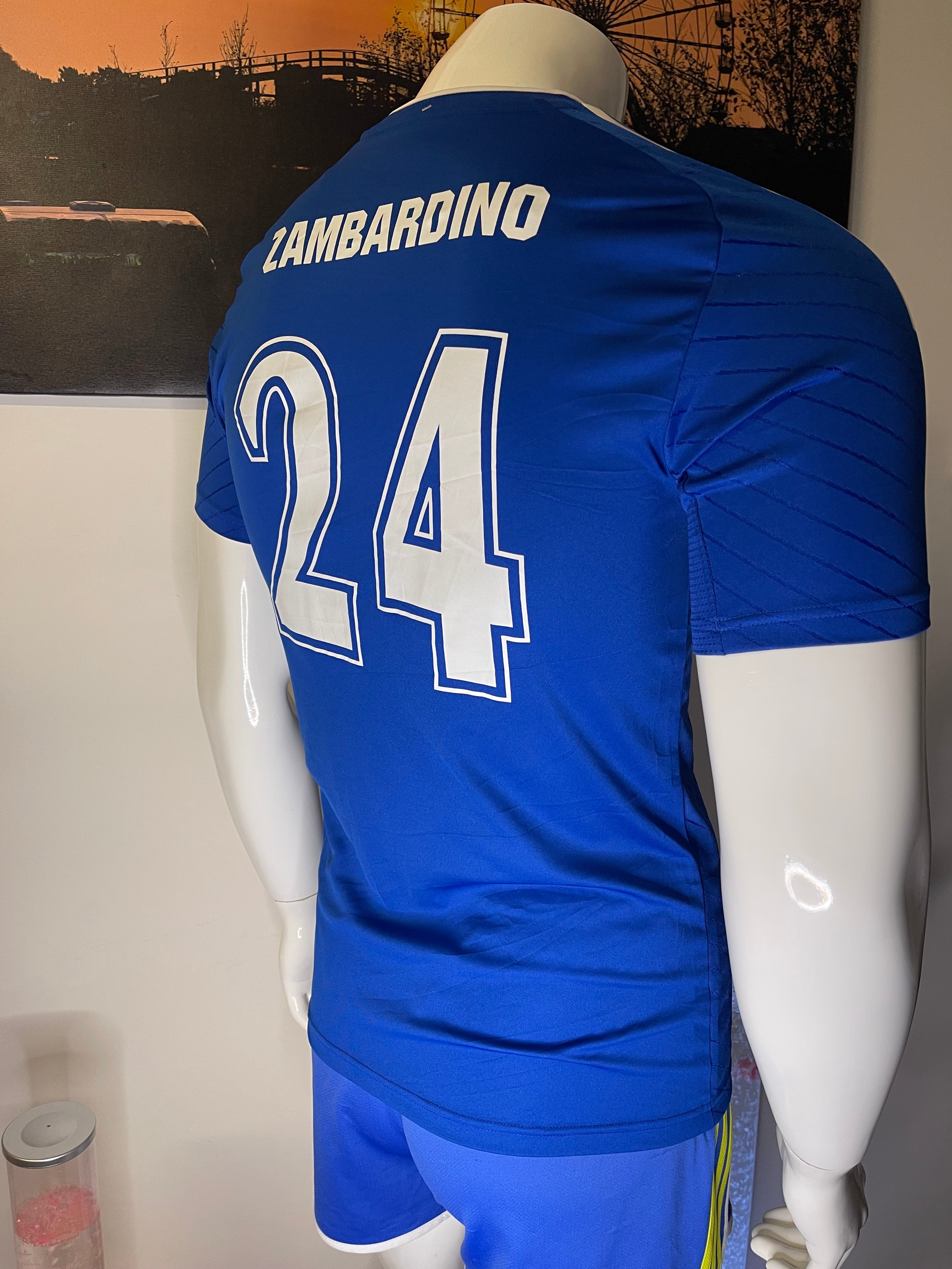 Adidas Mahopac 1975 Special Edition Football Shirt Size S