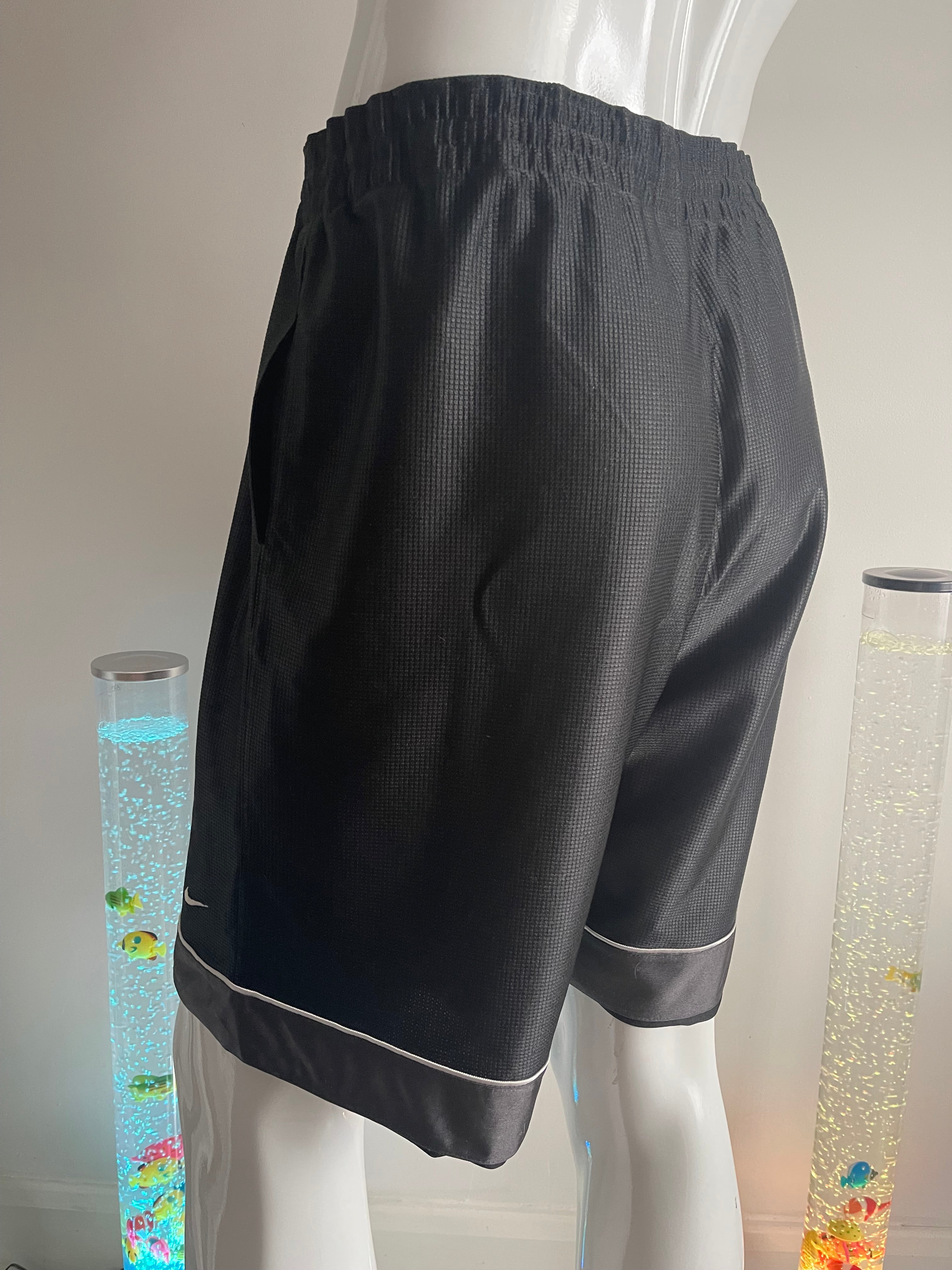 Nike Men's Black Training Shorts with Pockets - Size XL