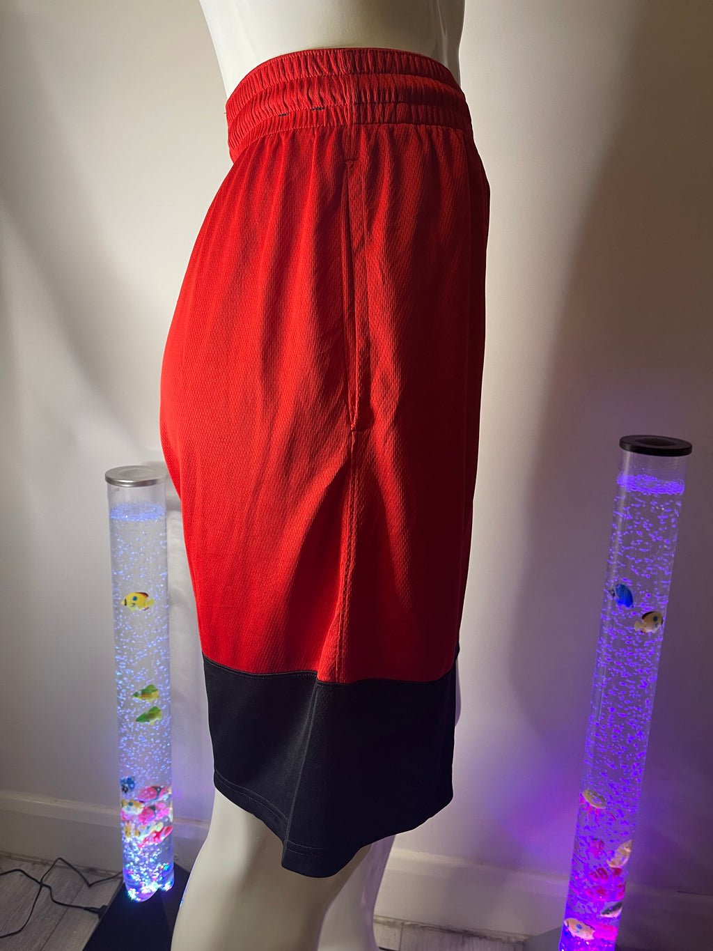 Nike Men's Red Sports Shorts with Pockets – Size M
