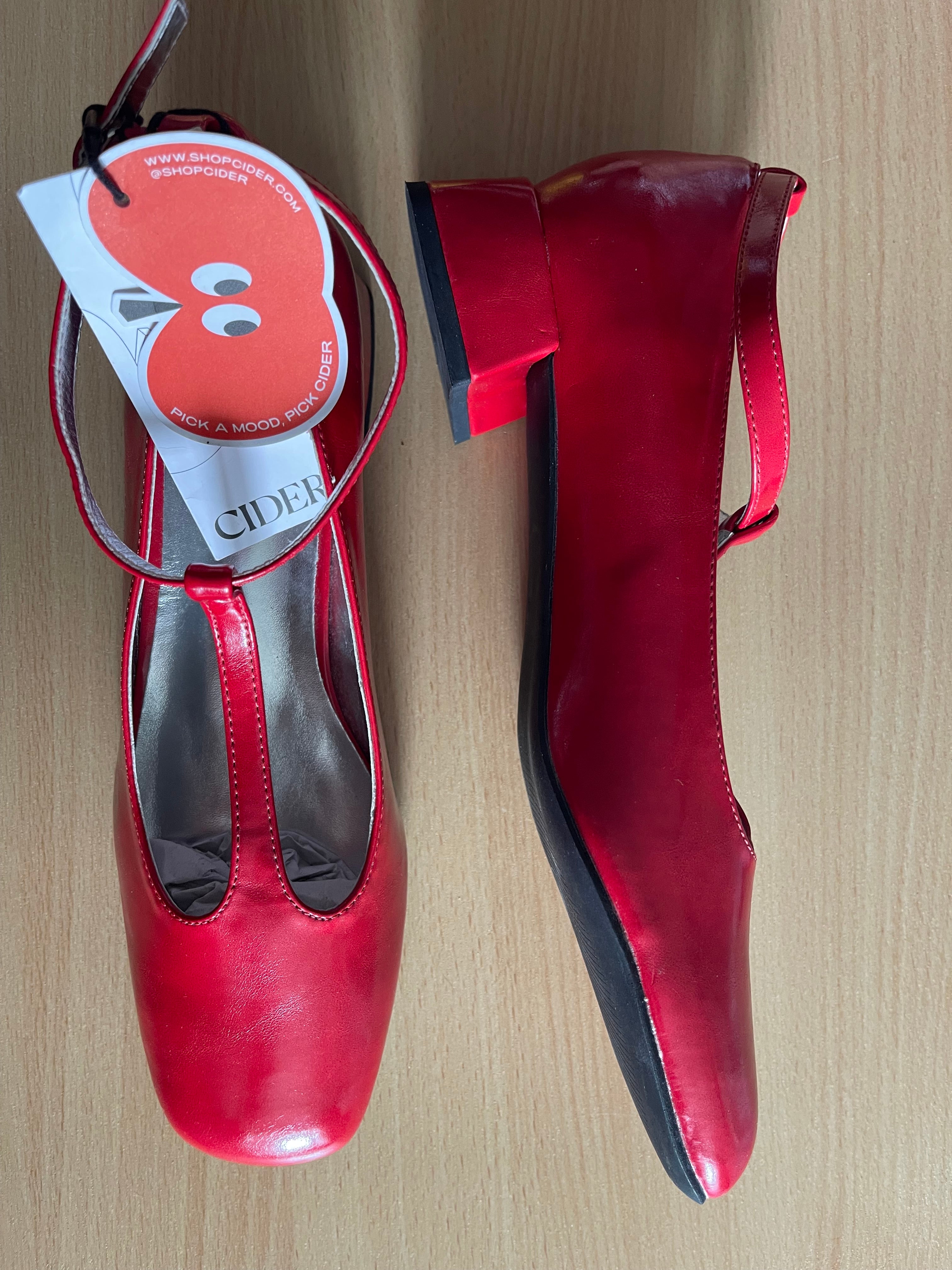 Cider Red T-Bar Shoes Size EU 40 – New