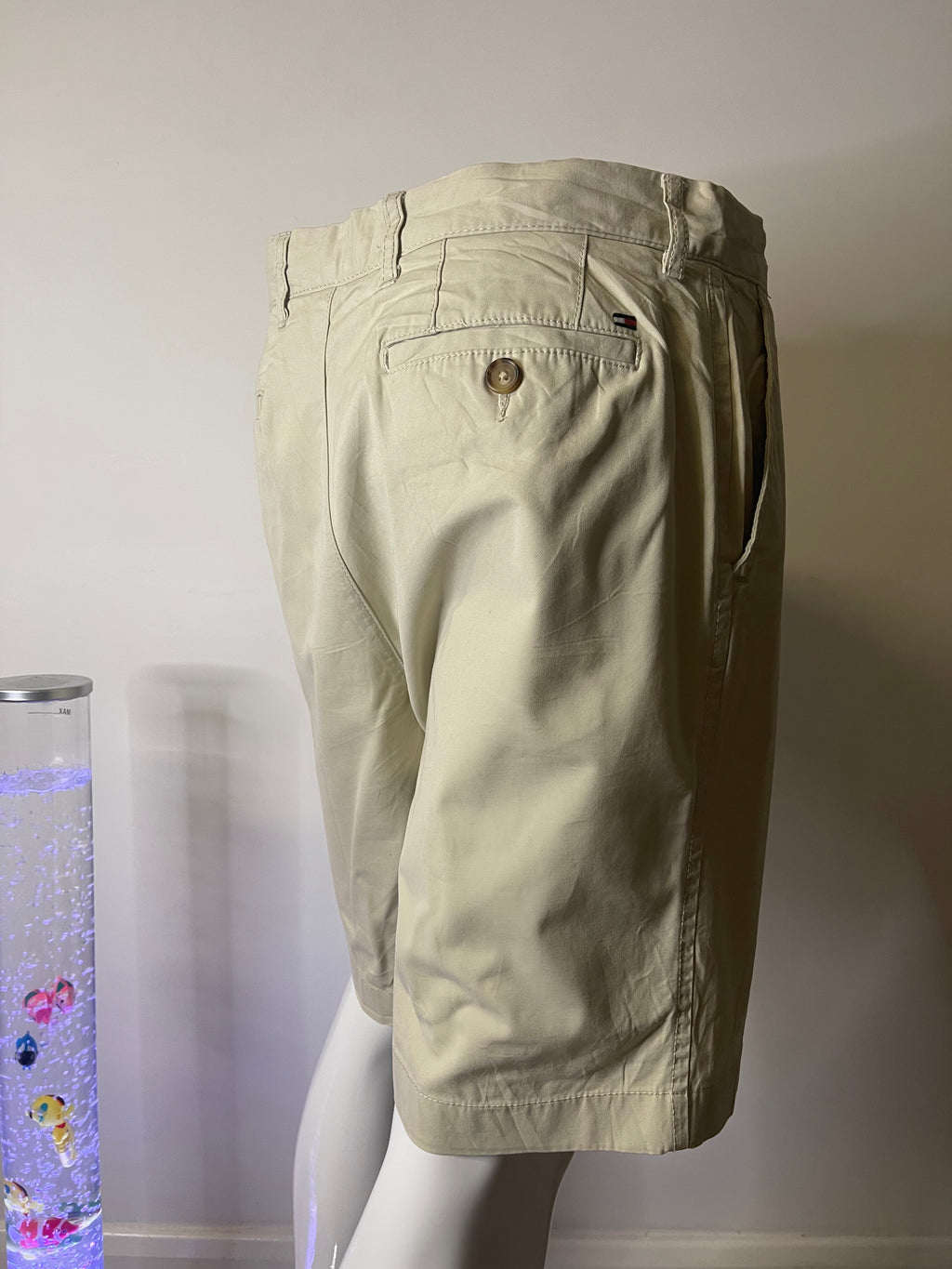Authentic Tommy Hilfiger Classic Fit Chino Shorts – Size 34 – Beige