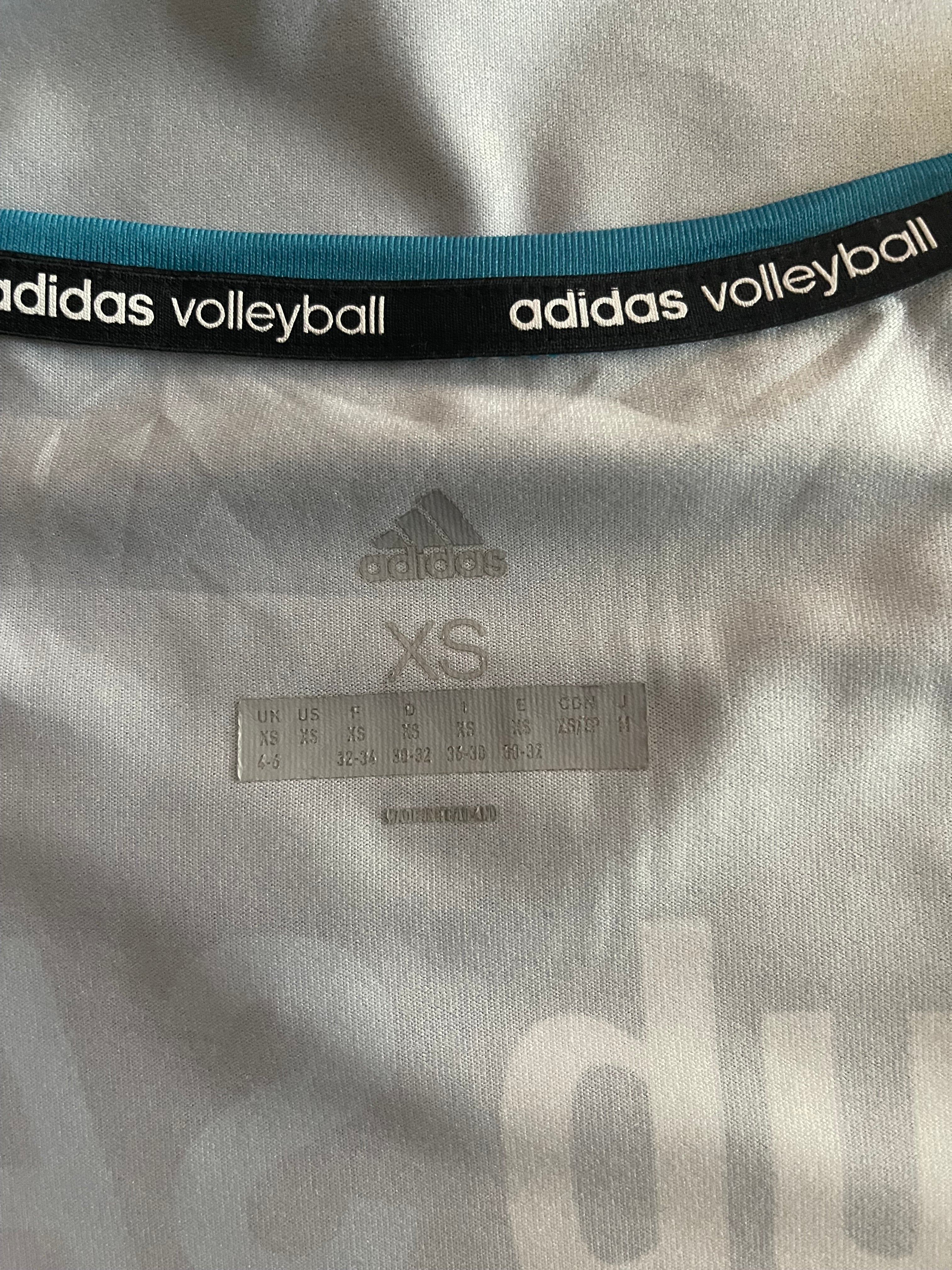 🏐✨ Adidas Volleyball Jersey No. 43 – Women's XS ✨🏐