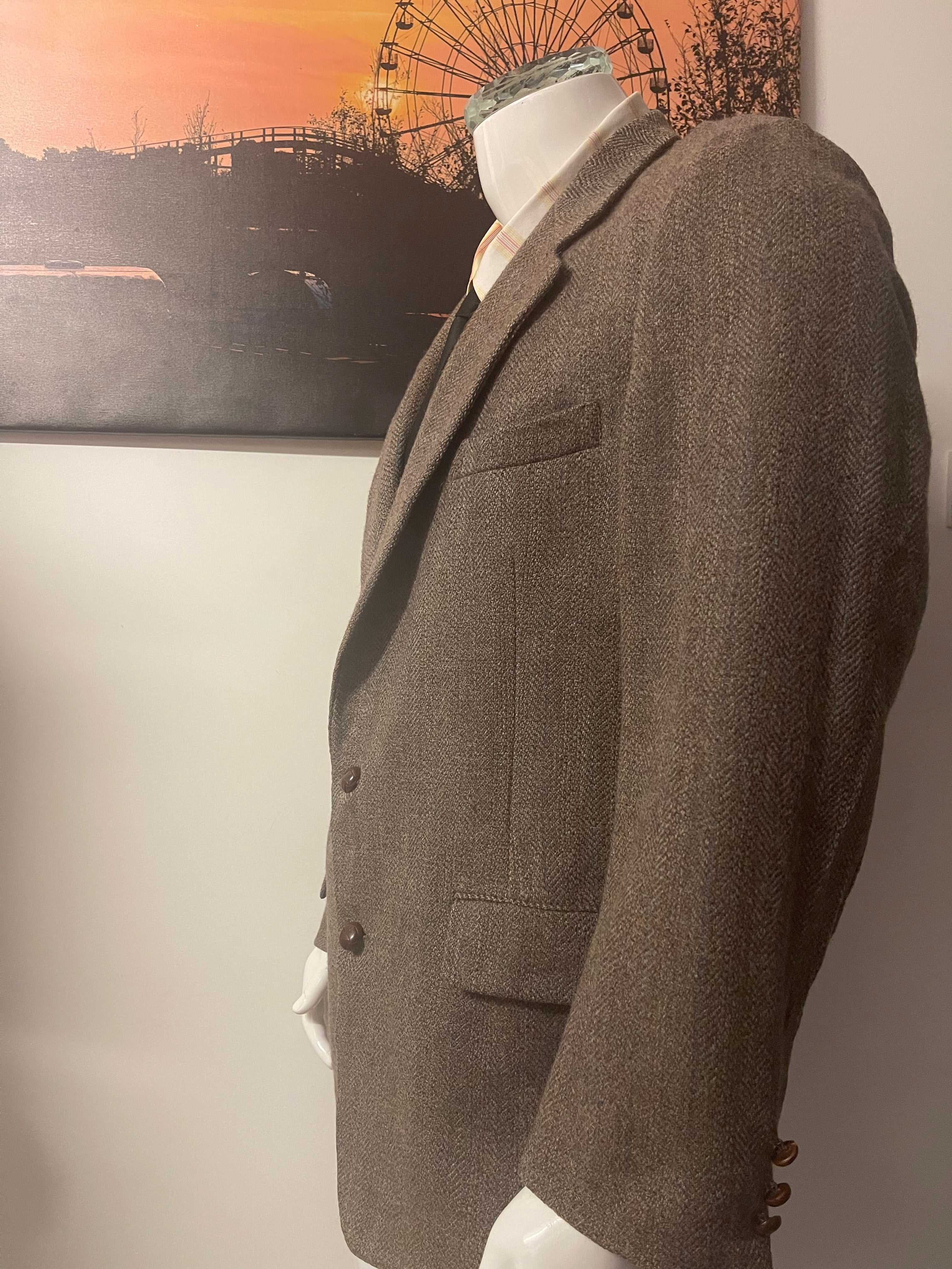 Barrister for Wallachs 100% Pure Wool Herringbone Blazer Size 42 XL Vintage USA