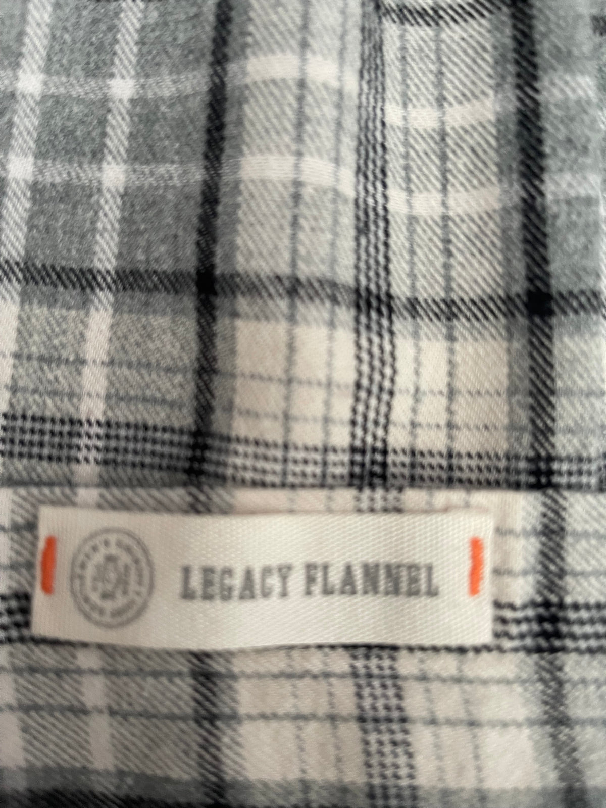 St. John’s Bay Men’s Check Shirt Size M