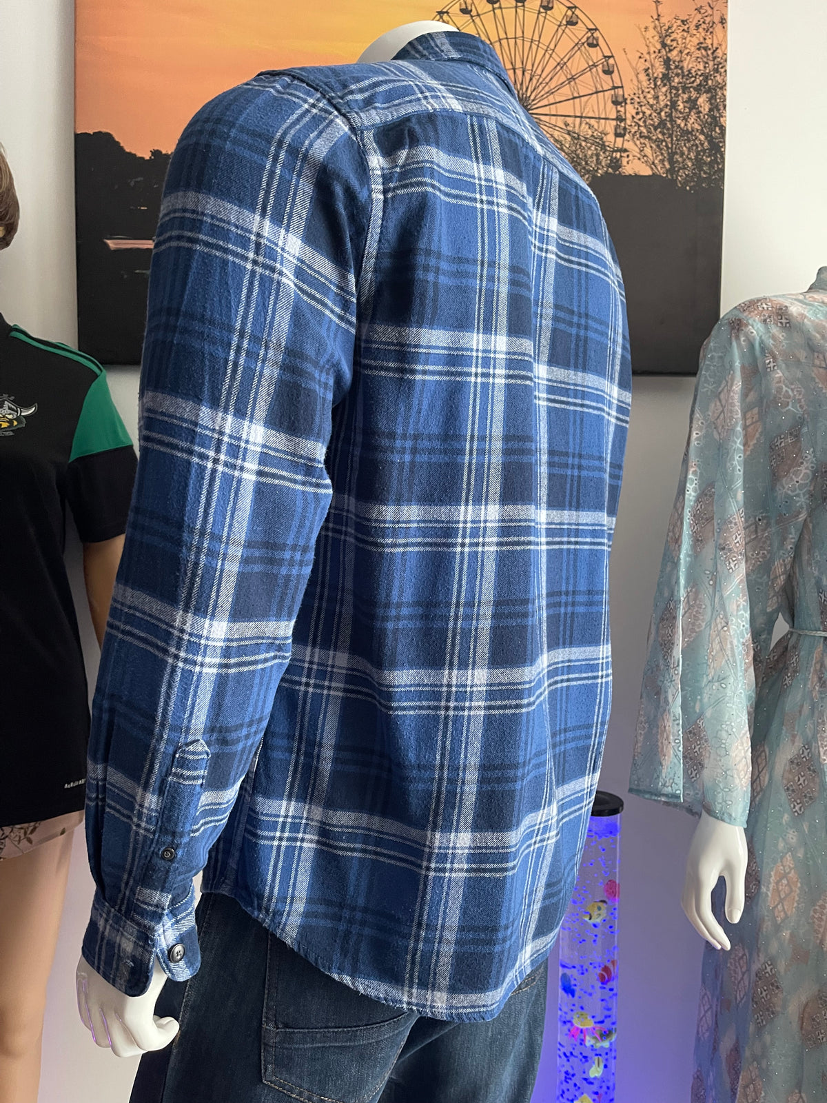 Sonoma Men’s Blue Check Shirt Size M