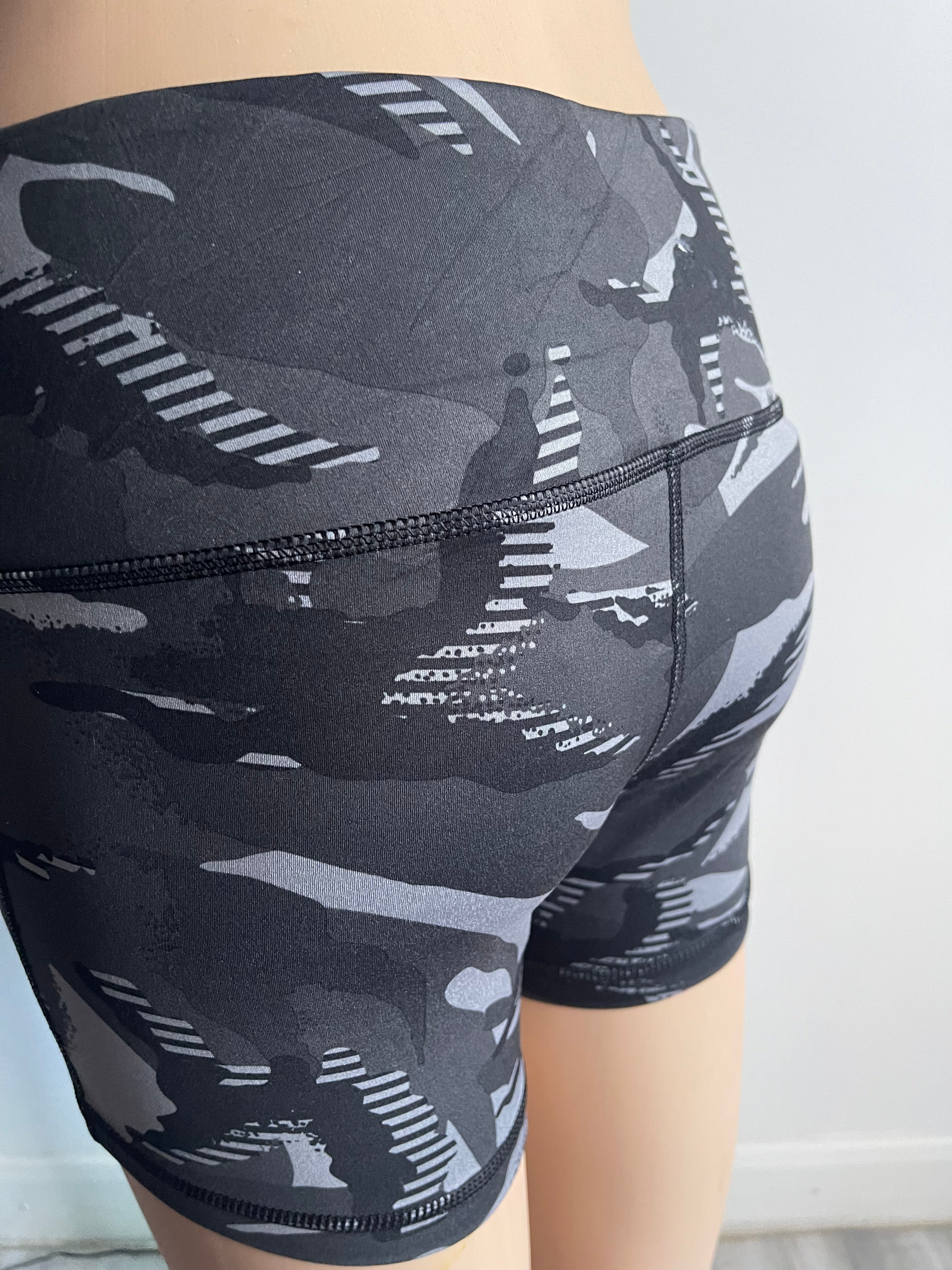 Adidas Women's Training Shorts Grey Camo Size S