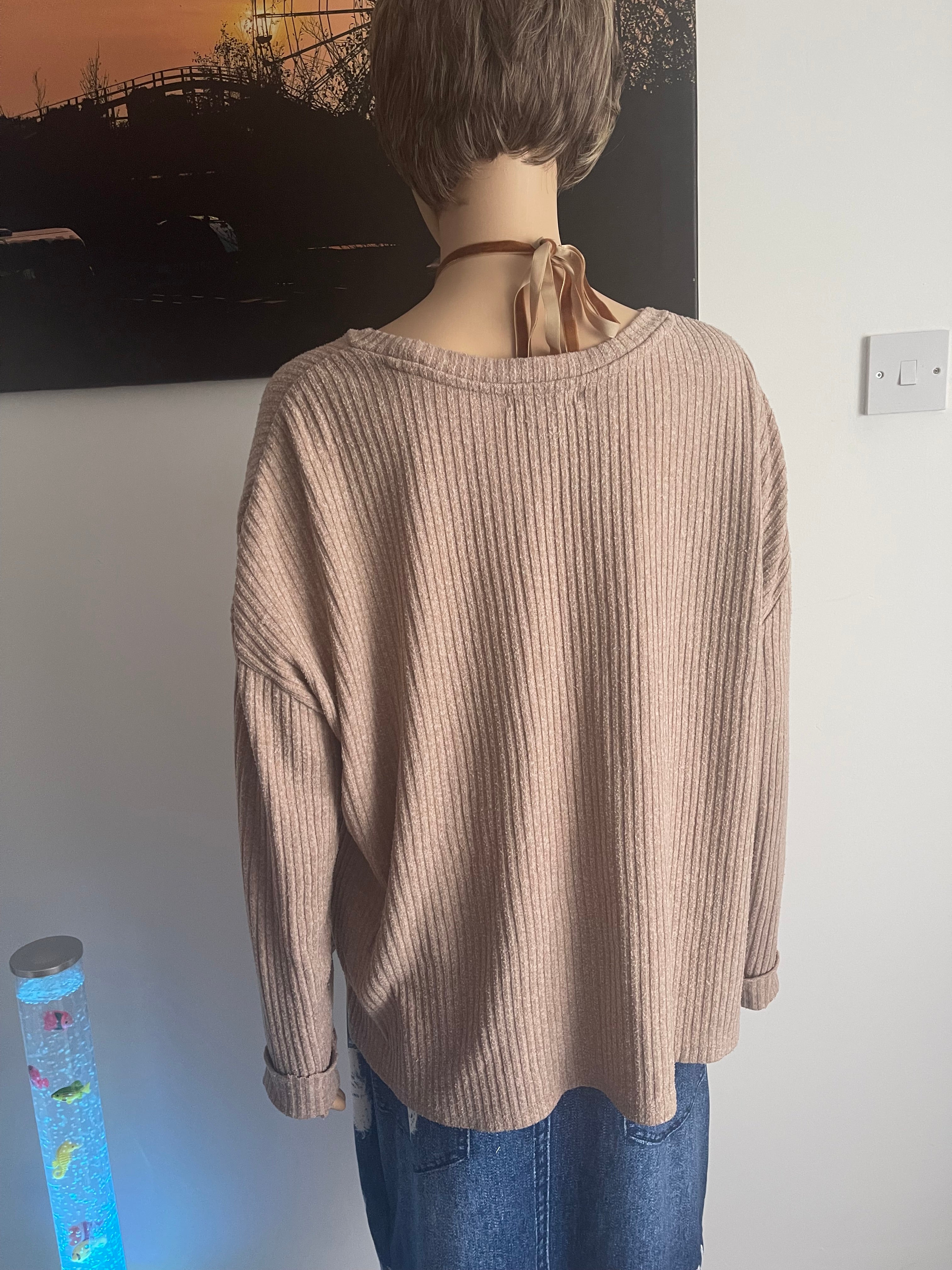 Primark Beige Ribbed Knit Jumper – Size L – Relaxed Fit