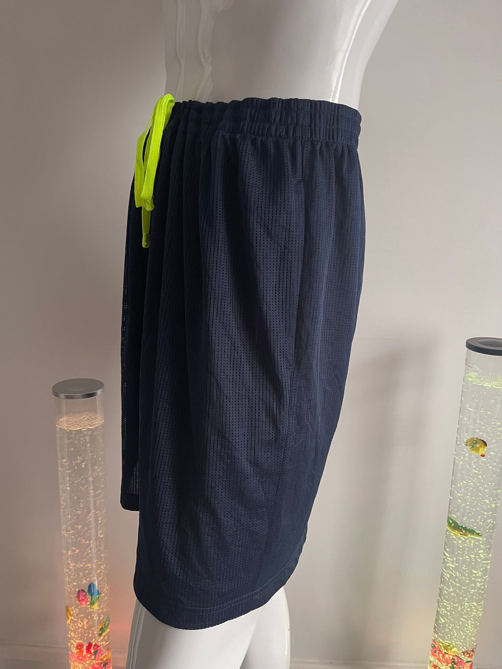 Starter Men's Black Sports Shorts with Pockets - Size XL