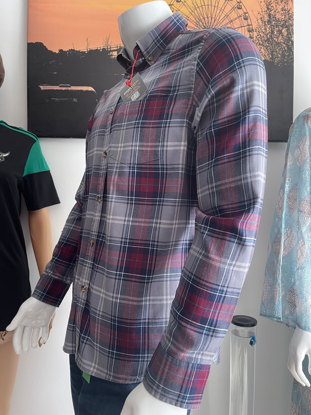 Old Navy Men’s Check Long Sleeve Shirt Size M