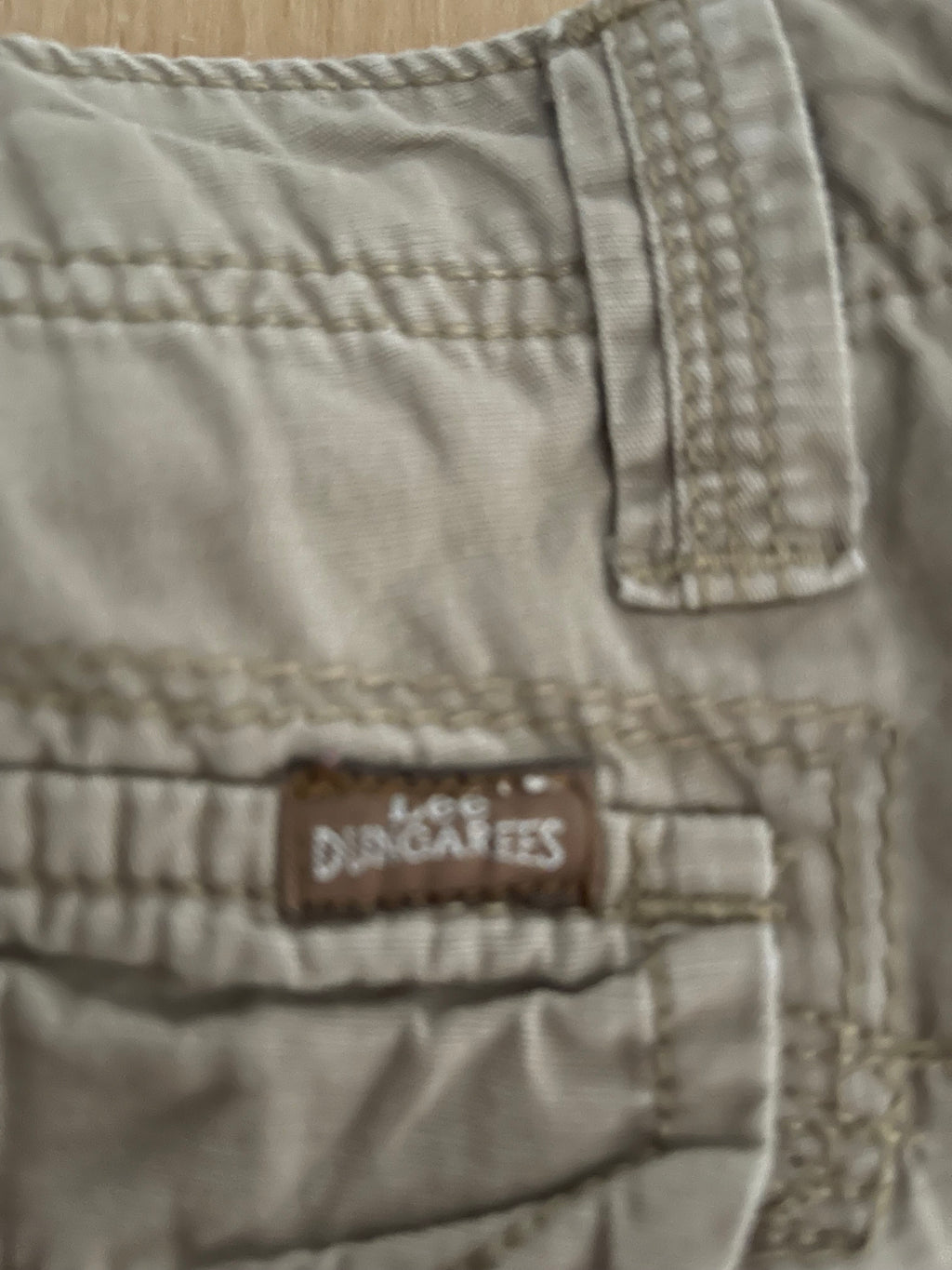 Lee Dungarees Men’s Cargo Shorts – Beige – Multi Pocket