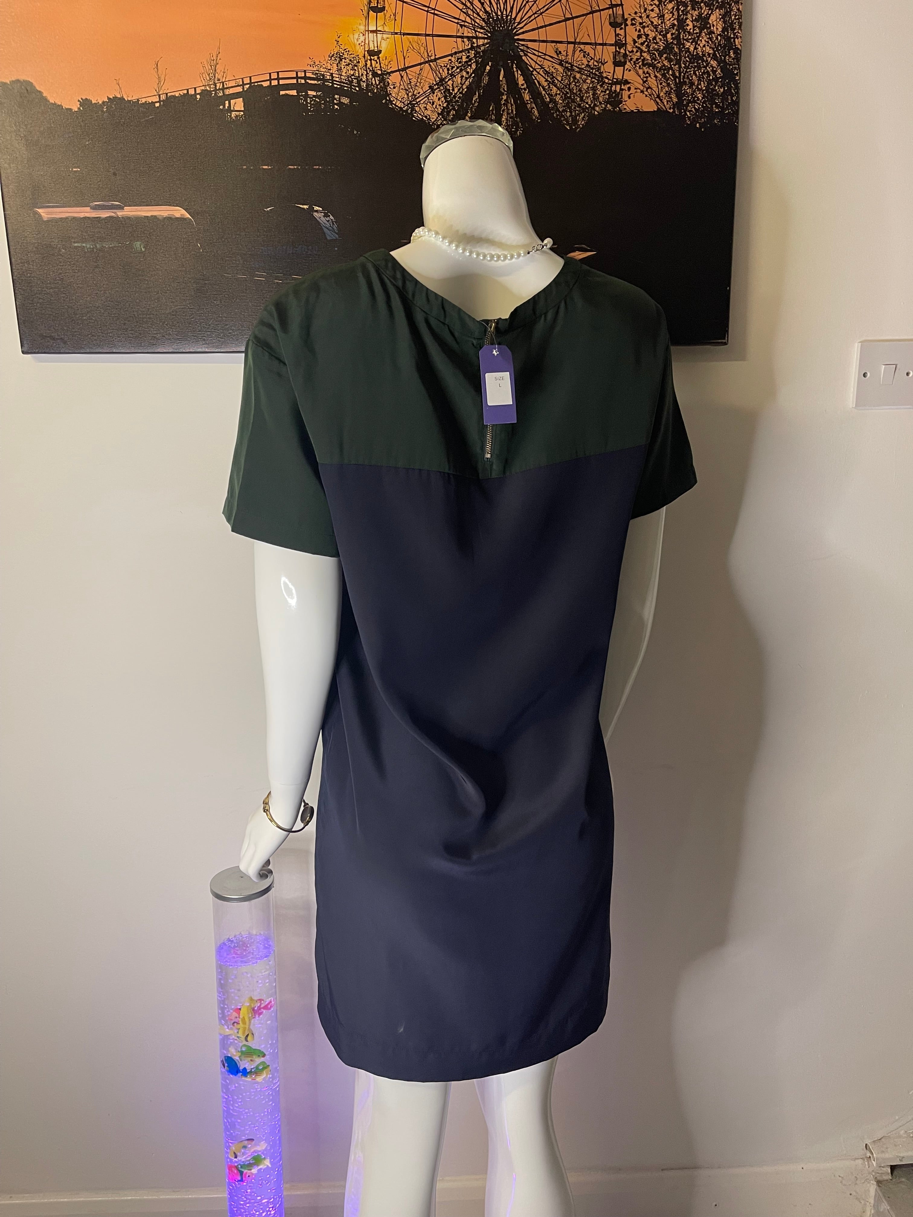 Green & Black Colour Block Shift Dress – Size L