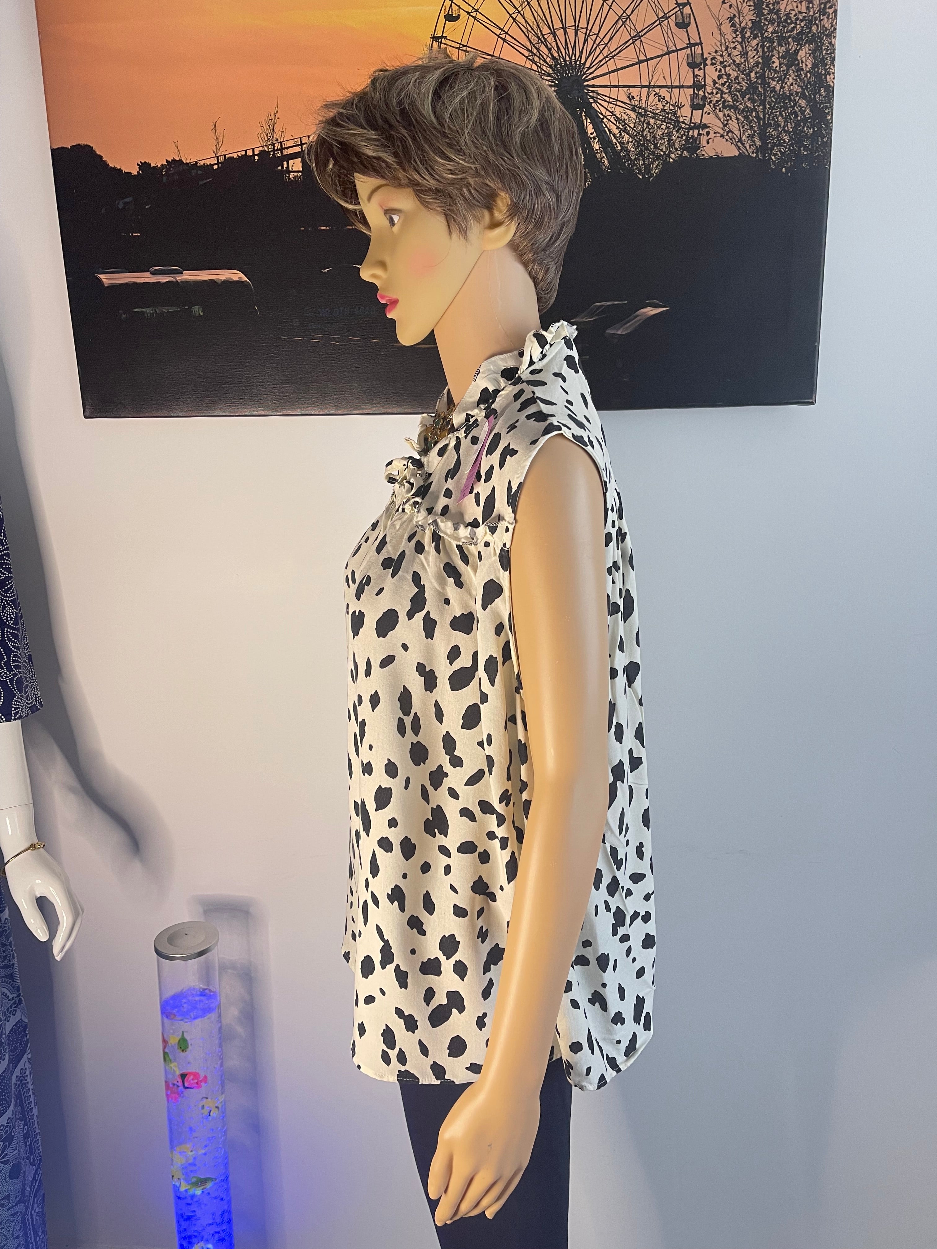Wallis Animal Print Sleeveless Blouse Size M