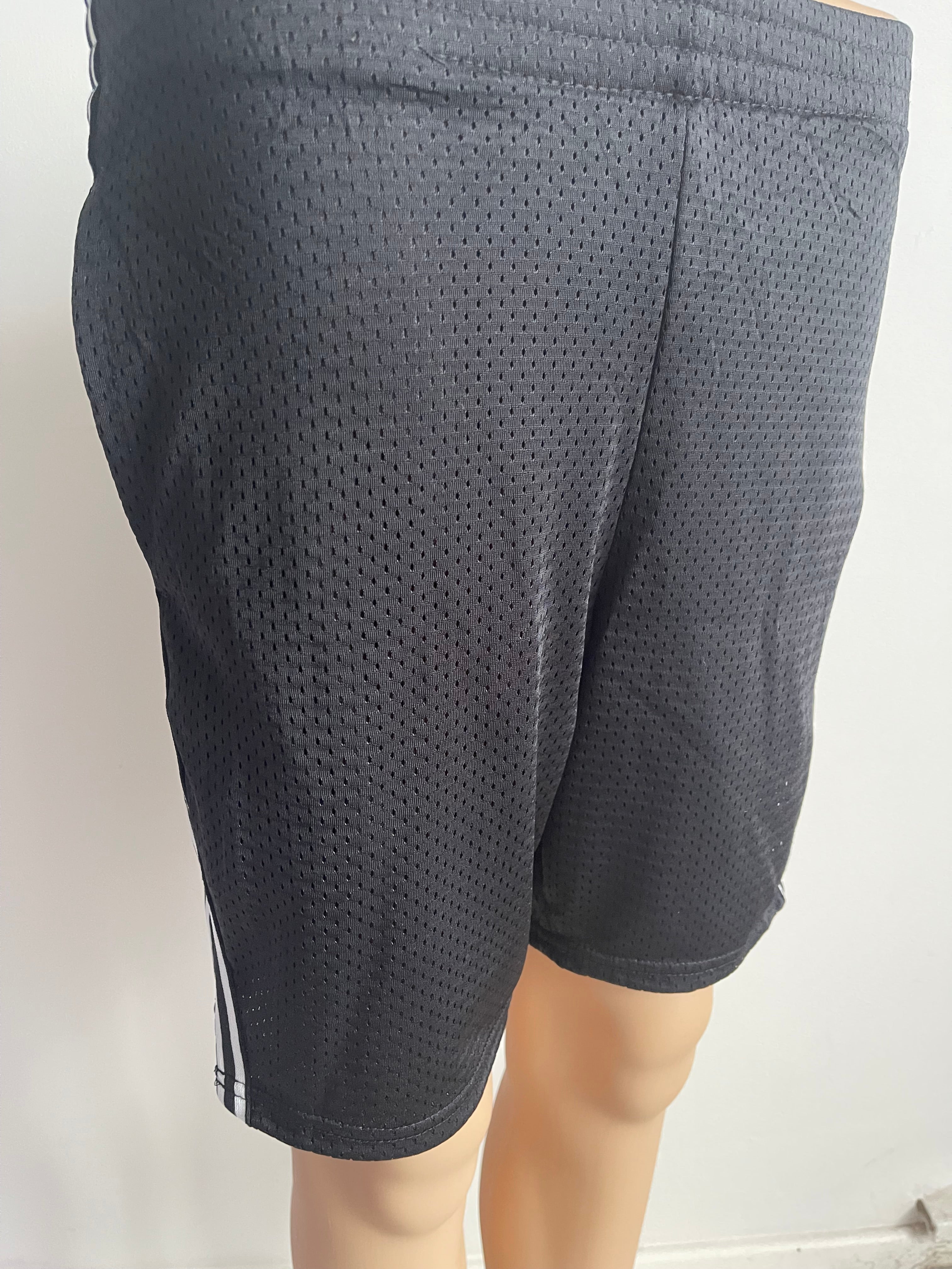 Champion Women's Mesh Sports Shorts Black – Size M