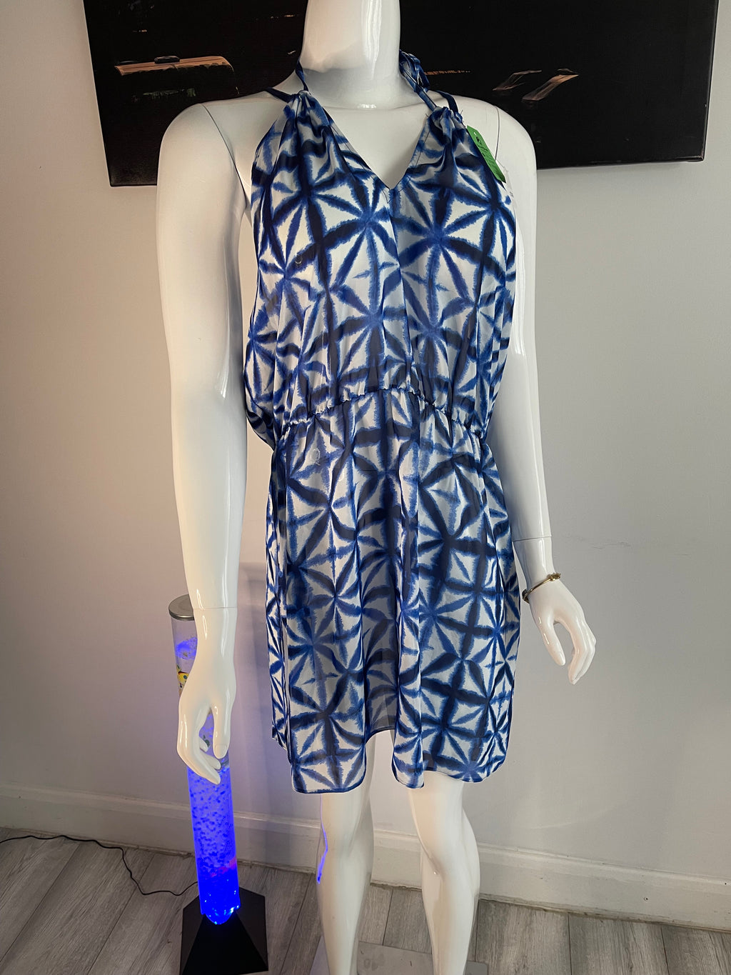 💙✨ GORGEOUS BLUE SUMMER DRESS ✨💙
🌊 Elegant Beach / Holiday Style Dress 🌊
☀️ Perfect for sunny days & vacations ☀️