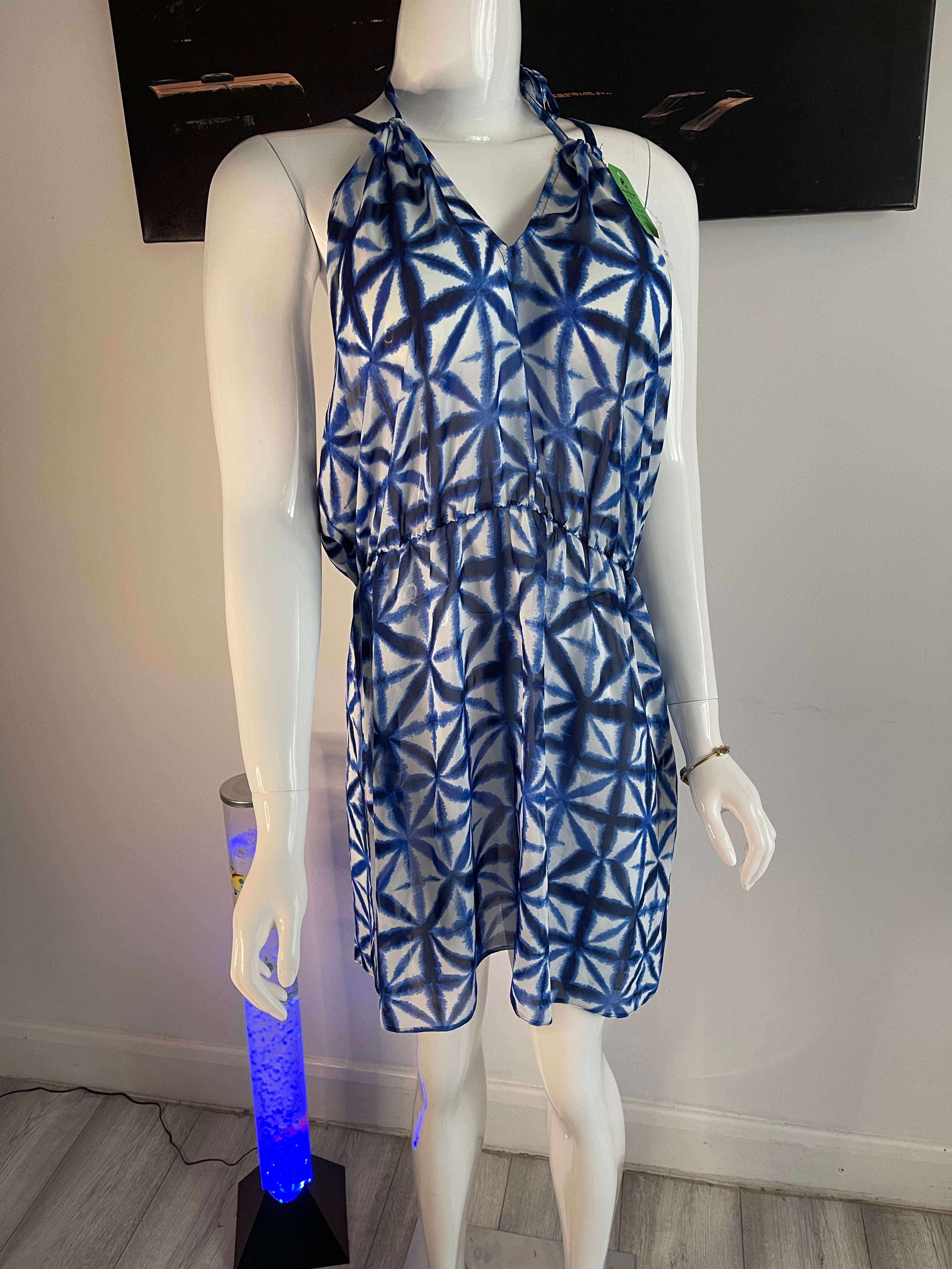 💙✨ GORGEOUS BLUE SUMMER DRESS ✨💙
🌊 Elegant Beach / Holiday Style Dress 🌊
☀️ Perfect for sunny days & vacations ☀️