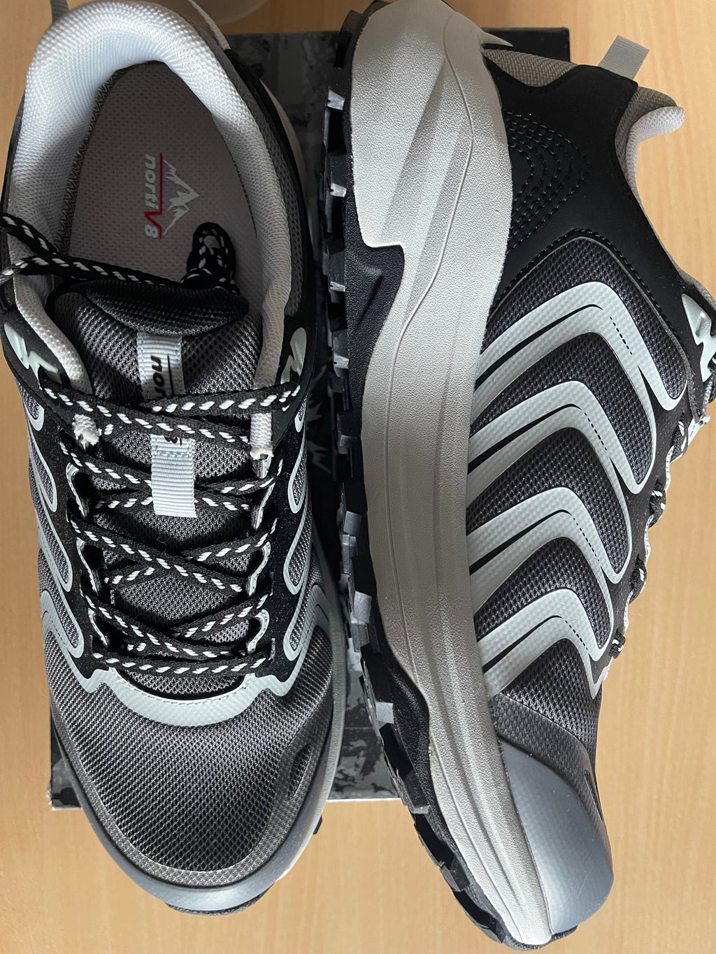 NortiV8 Hiking Trainers UK 9