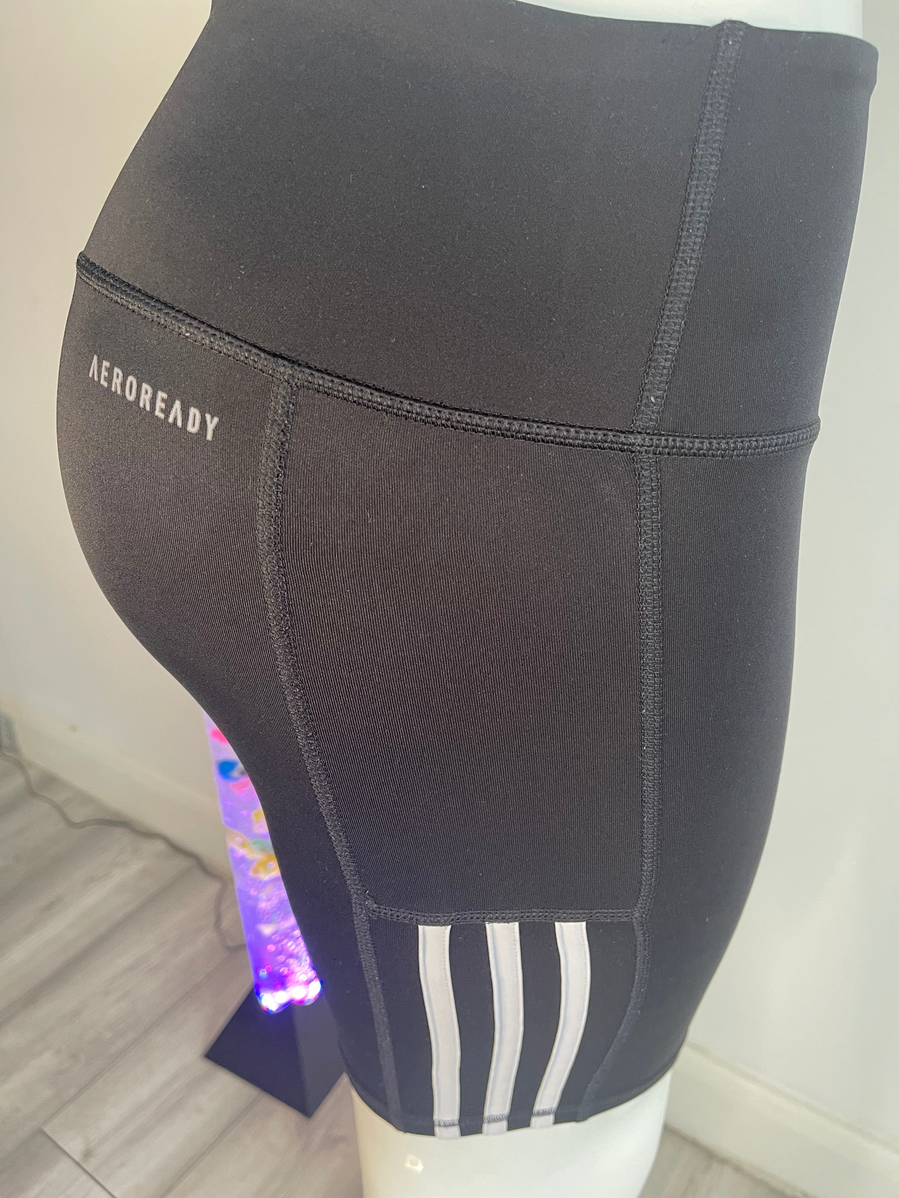 Adidas Aeroready Cycling / Training Shorts – Black – Size S