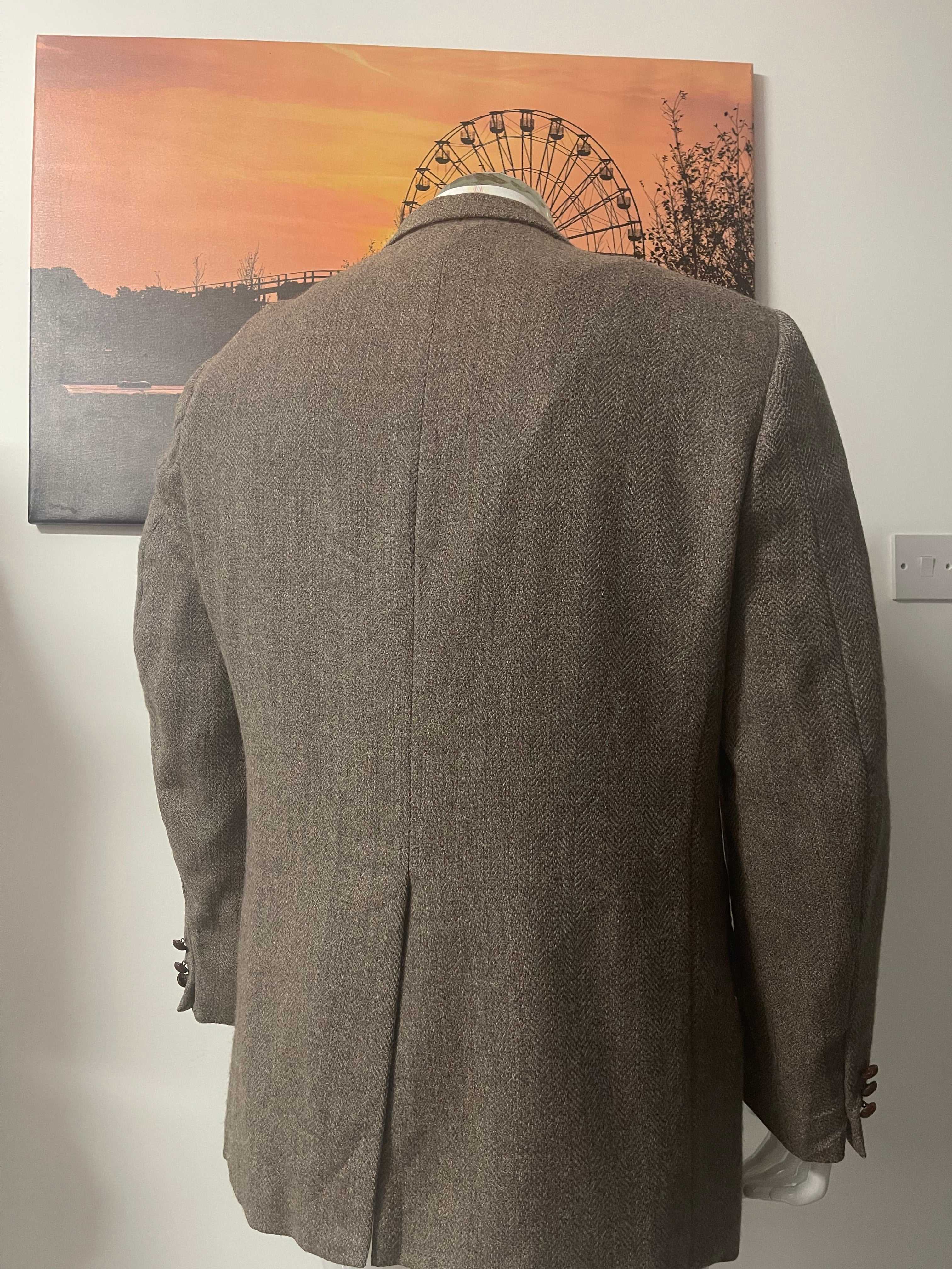 Barrister for Wallachs 100% Pure Wool Herringbone Blazer Size 42 XL Vintage USA
