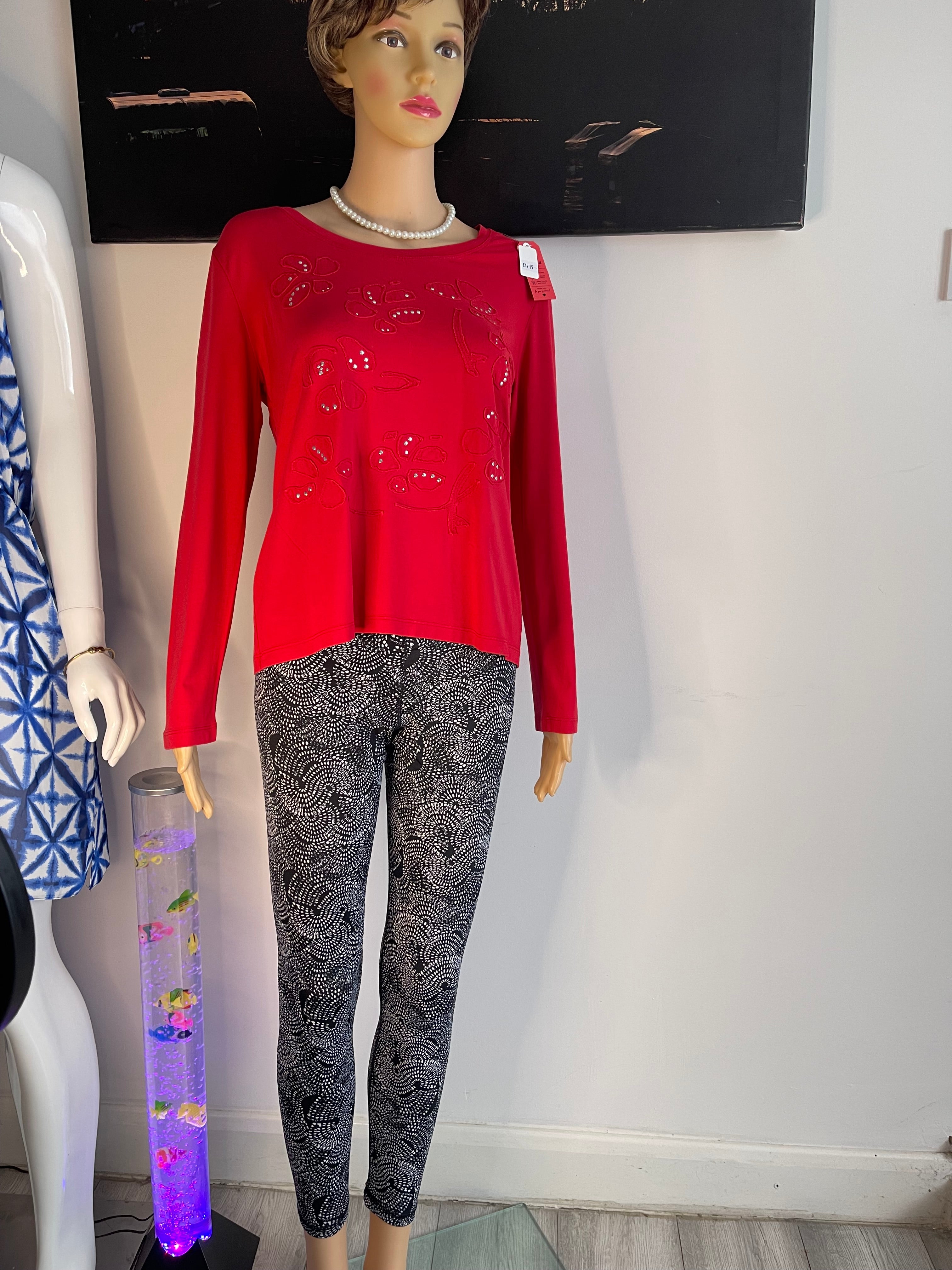 ❤️ Gold Red Long Sleeve Top Size 14 ❤️ Elegant Women’s Blouse