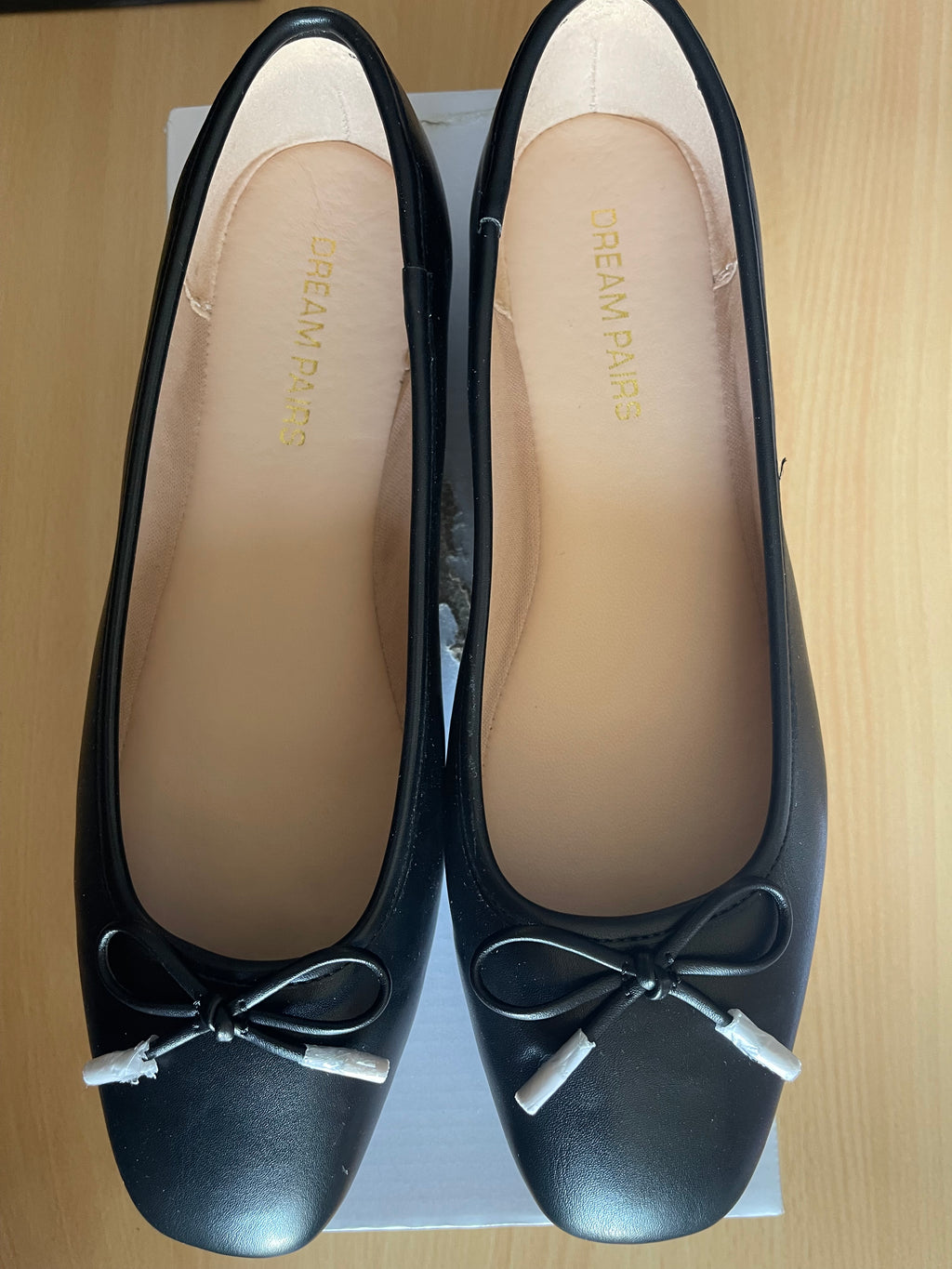 Cream Pairs Women's Black Ballet Flats – UK 10