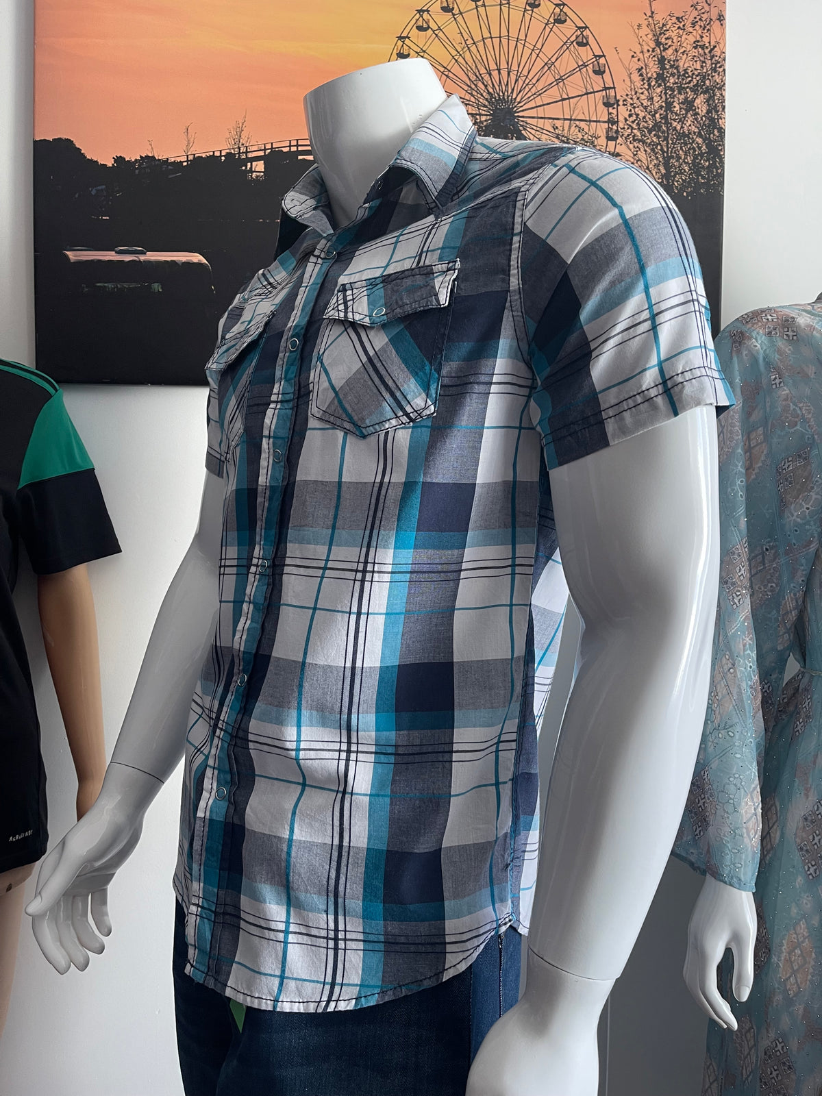 UR Vintage Men’s Check Short Sleeve Shirt Size S