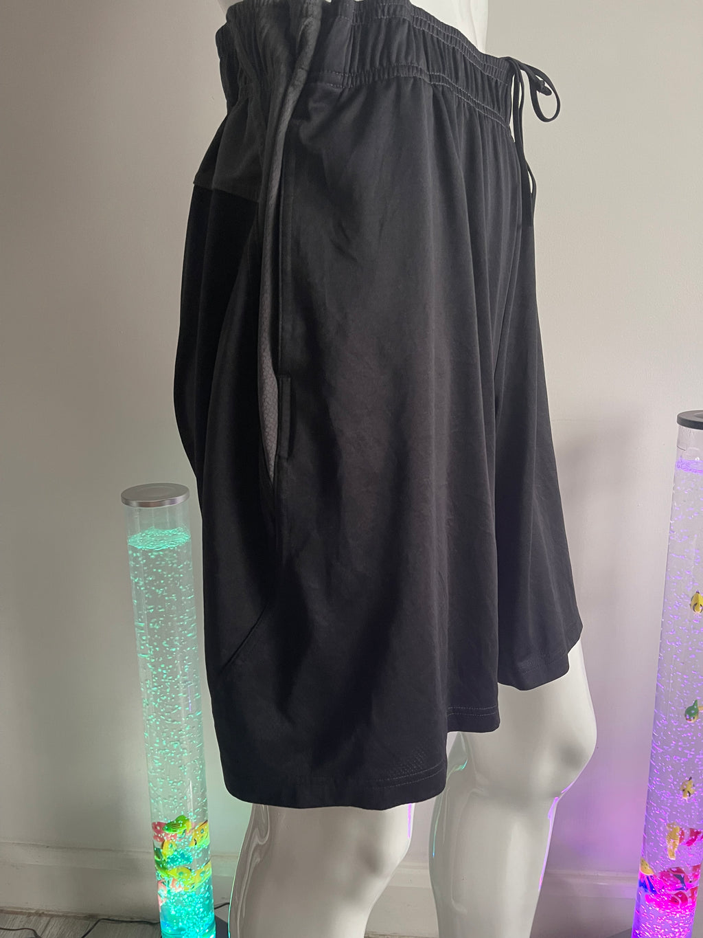 Puma Men's Black Sports Shorts with Pockets - Size XL