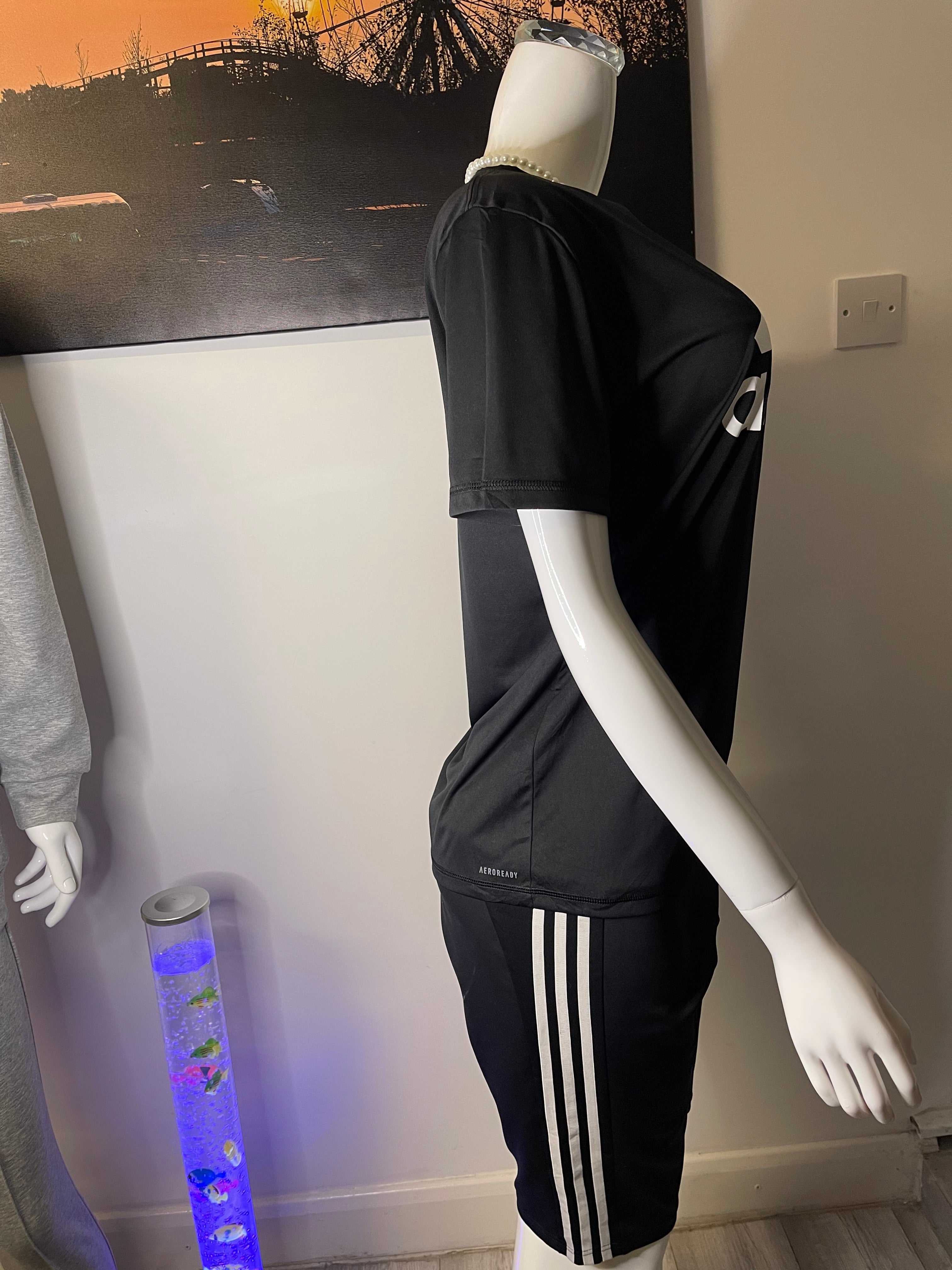 Authentic Adidas Sports Set XL – T-Shirt & Shorts | Aeroready