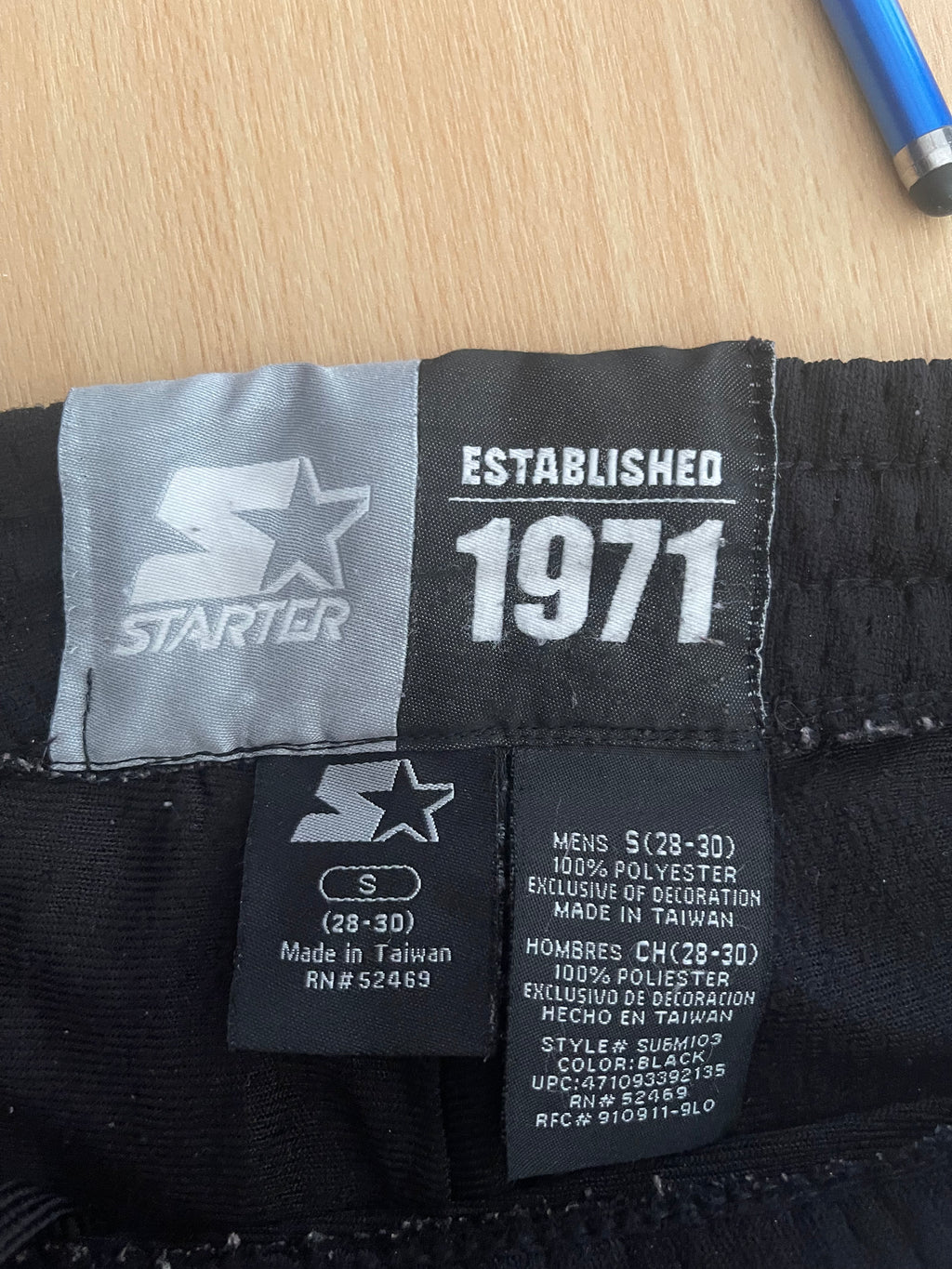 Starter Men's Black Mesh Shorts with Pockets – Size S