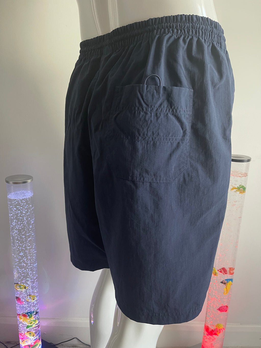 Reebok Men's Navy Sports Shorts with Pockets – Size 2XL