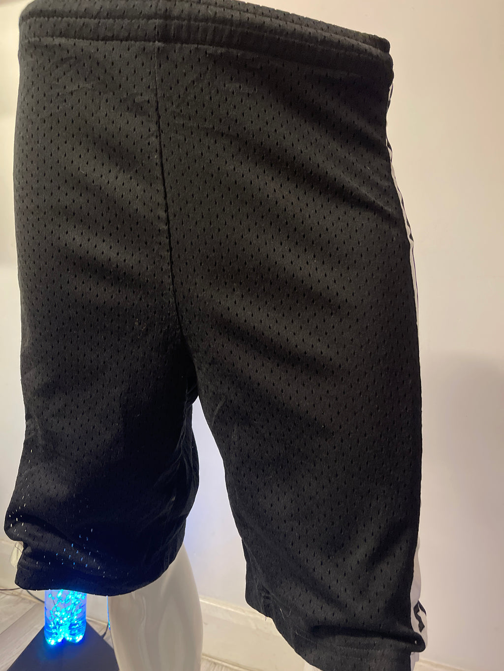 Nike Navy Check Shorts – Size S