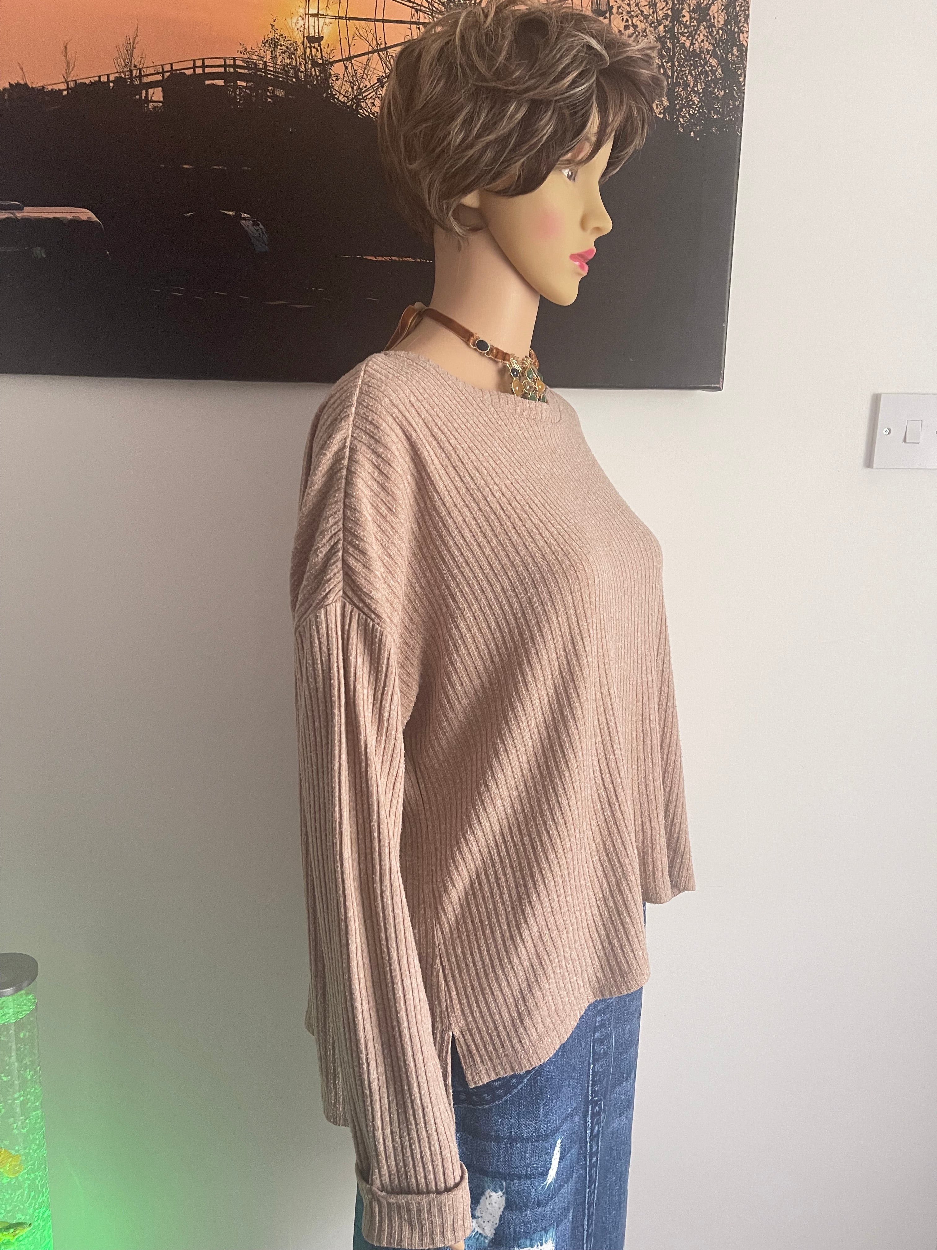 Primark Beige Ribbed Knit Jumper – Size L – Relaxed Fit