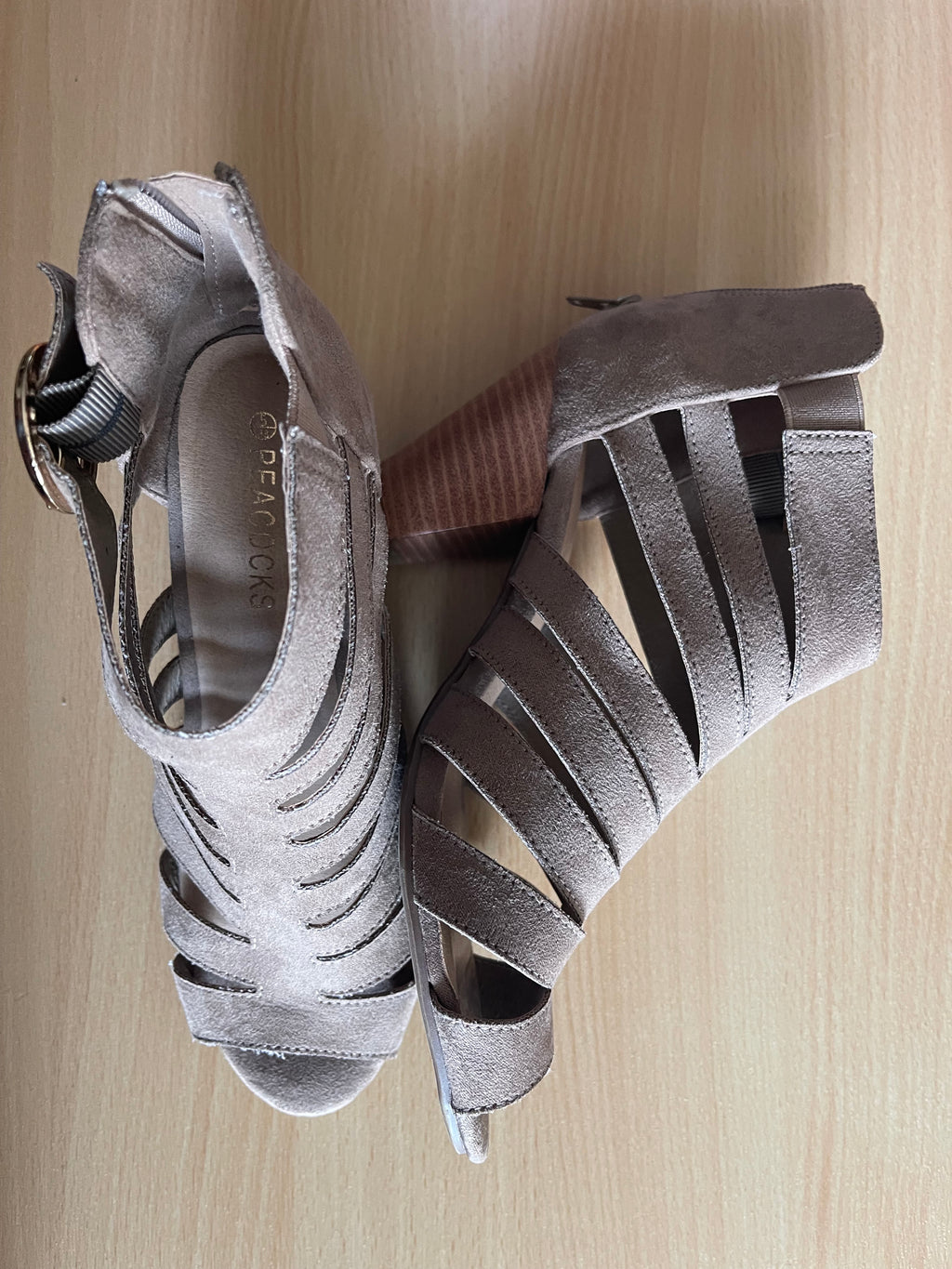 Peacocks Taupe Cut-Out Heeled Sandals Size UK 5 – New