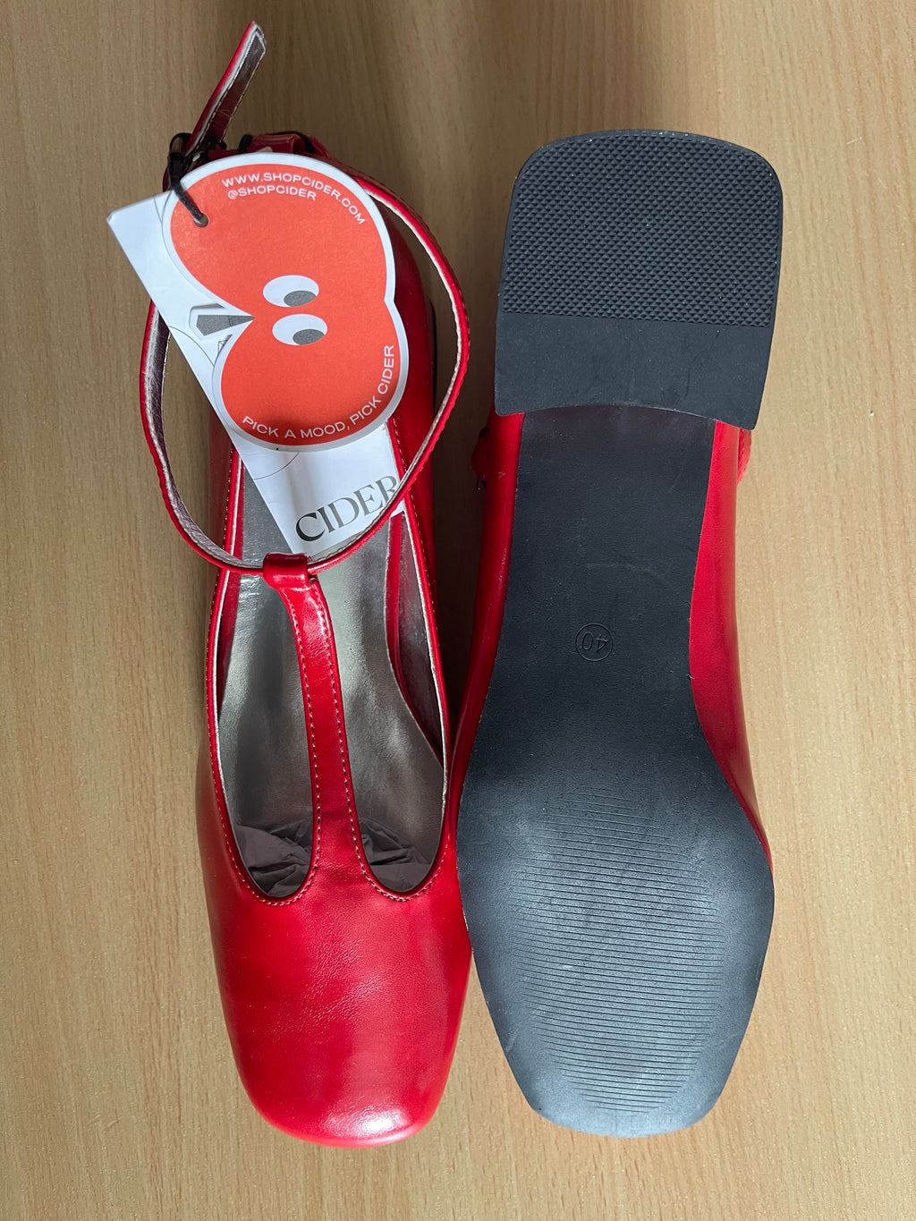 Cider Red T-Bar Shoes Size EU 40 – New