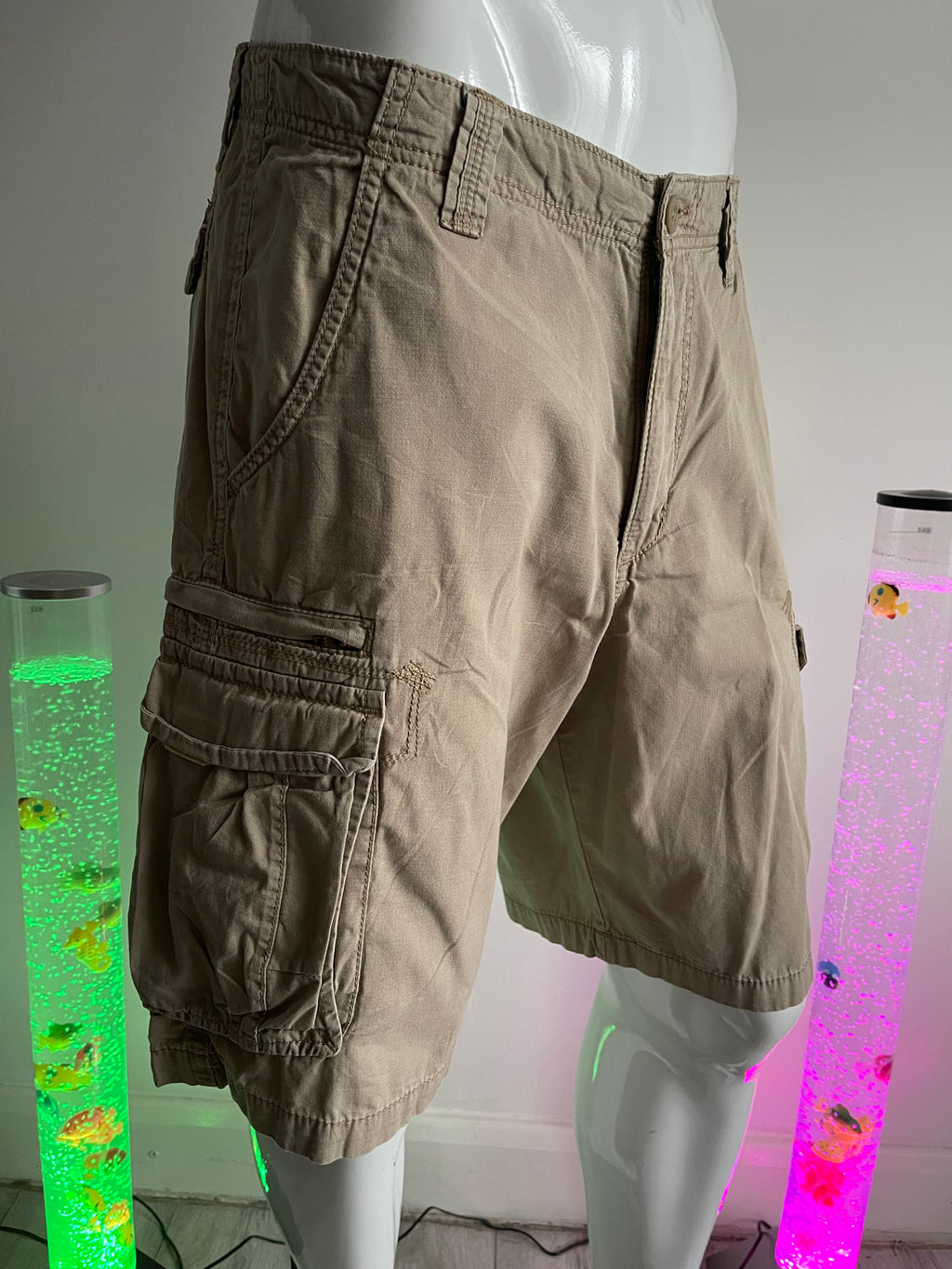 Lee Dungarees Men’s Cargo Shorts – Beige – Multi Pocket