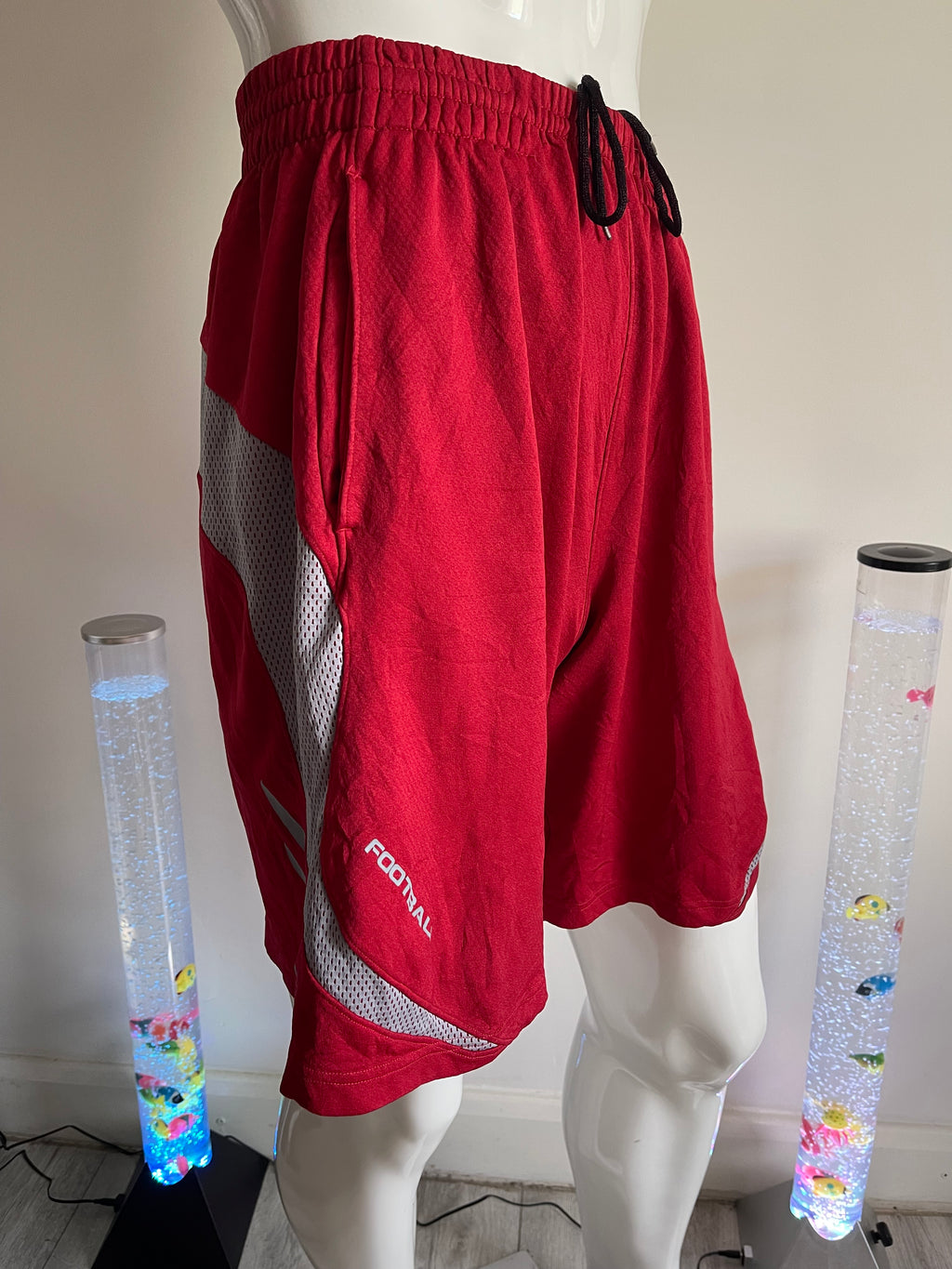 Under Armour Red Sports Shorts Men LG