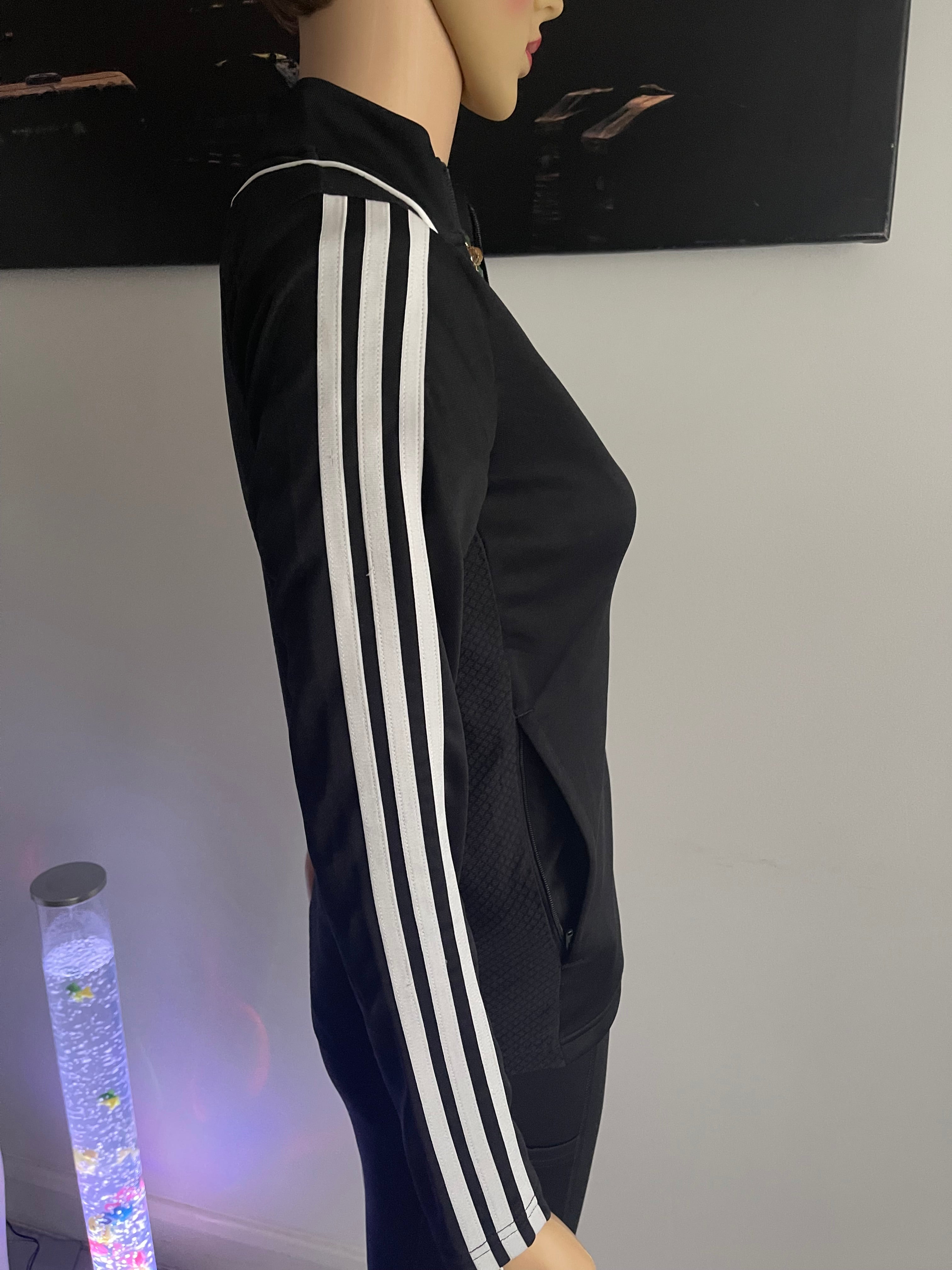 Adidas Black Track Jacket – 11–12Y / Fits XS Women's ✨
