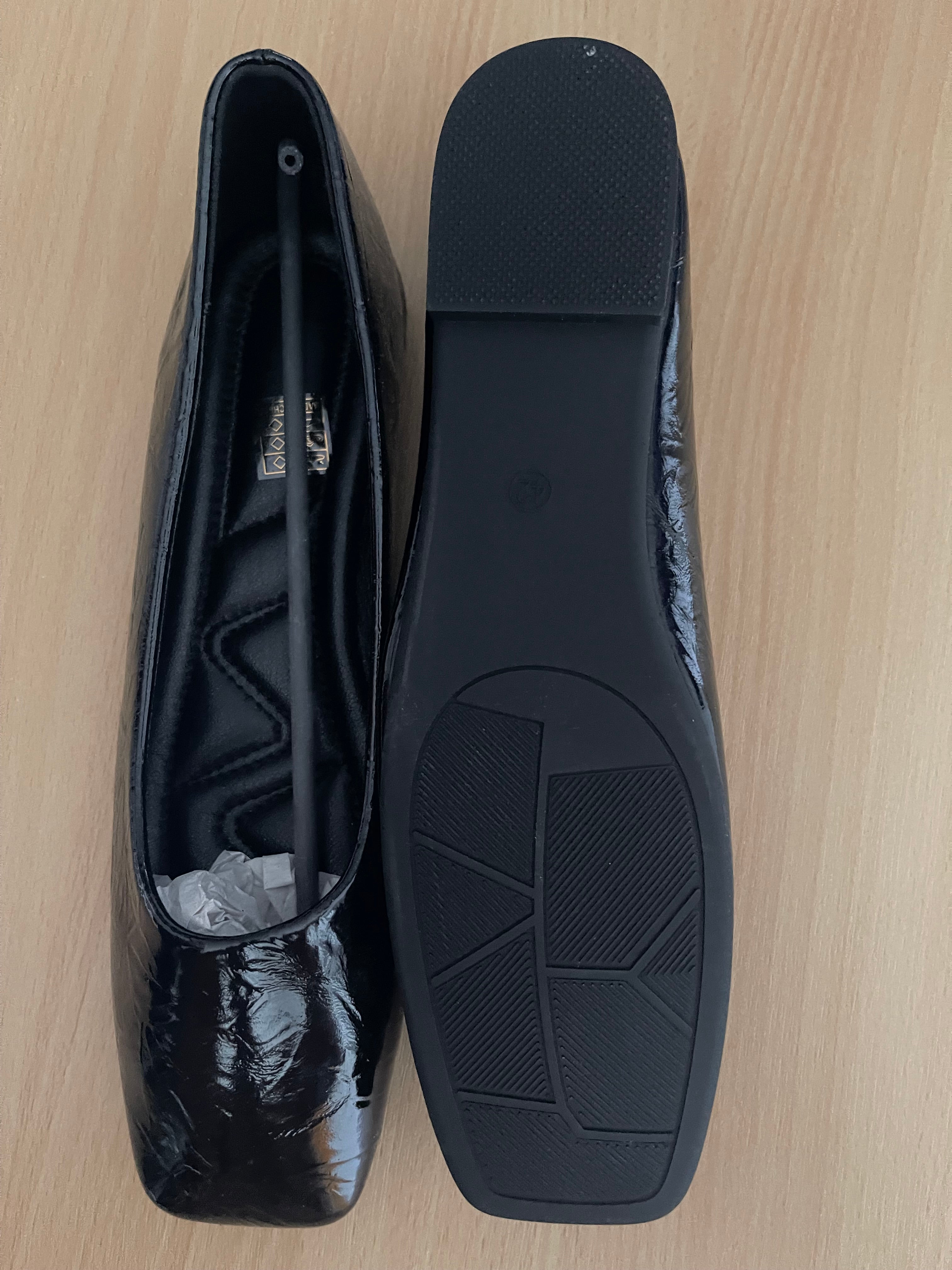 Women's Burgundy Patent Ballet Flats – Size EU 42