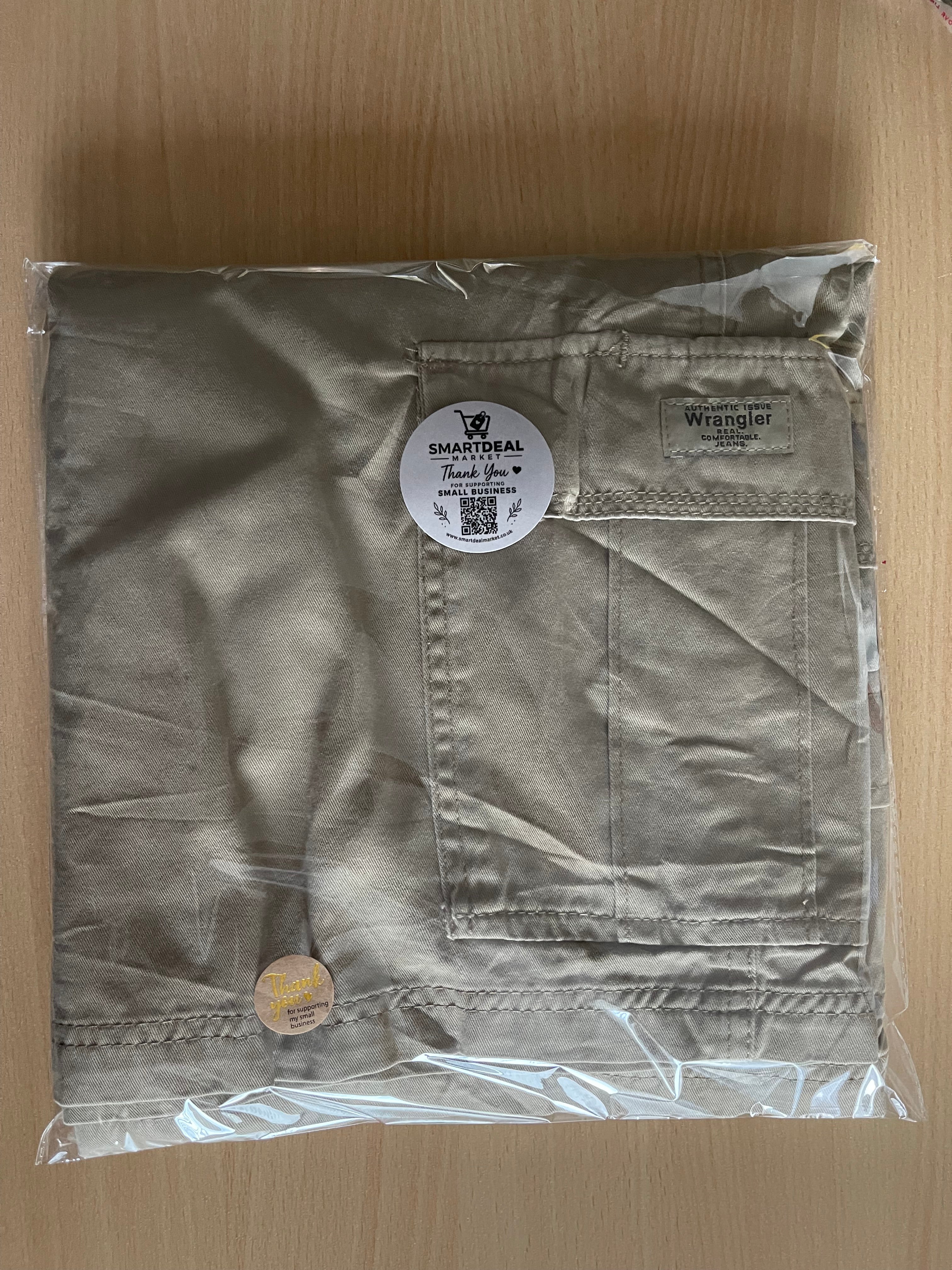 Wrangler Men's Khaki Cargo Shorts 100% Cotton – Size 36