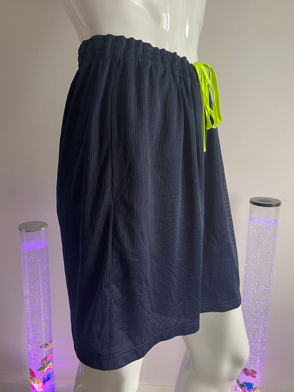 Starter Men's Black Sports Shorts with Pockets - Size XL