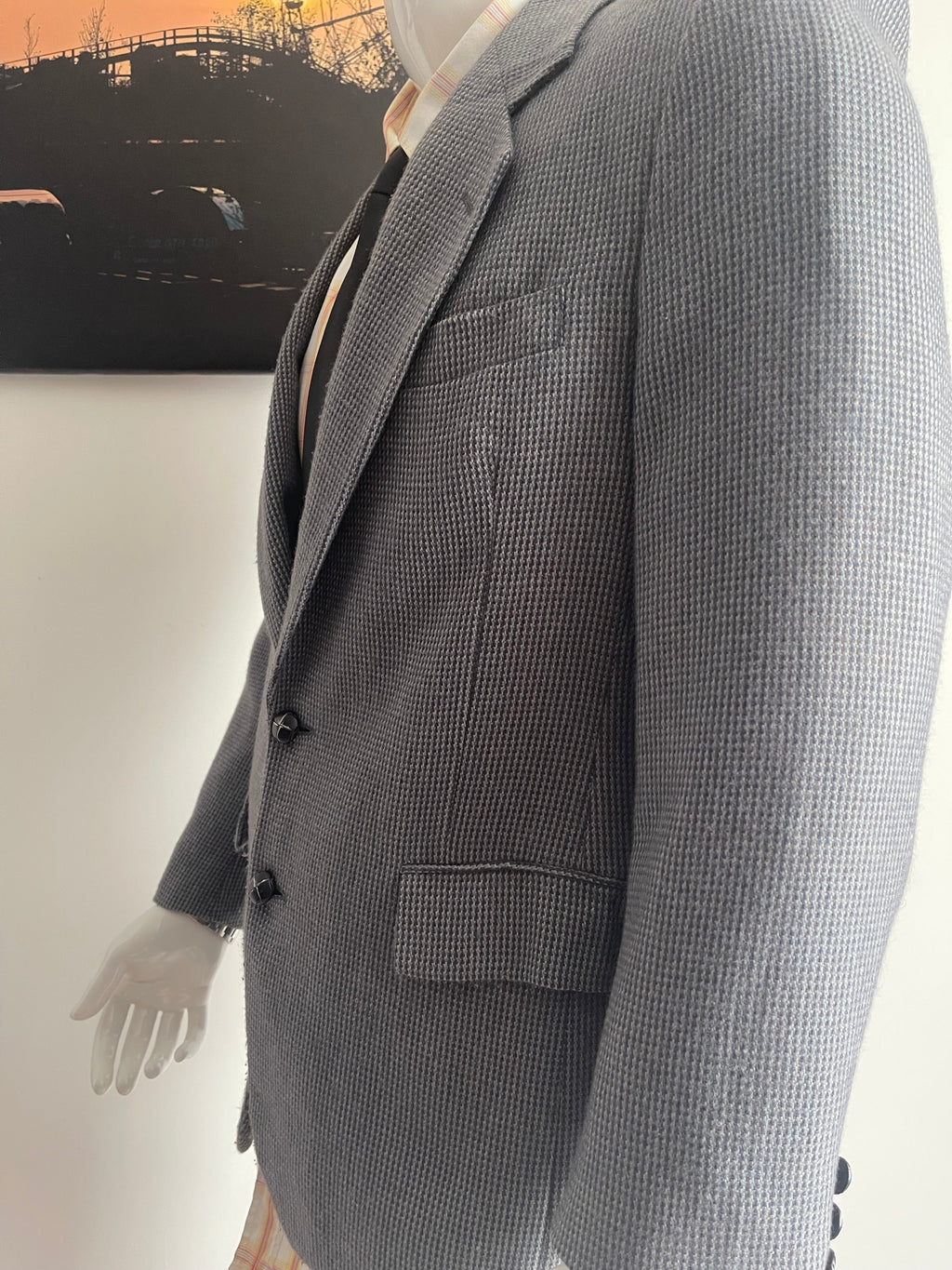 Embassy Row Grey Textured Blazer Jacket Men's Size XL Made in Canada Smart Formal
