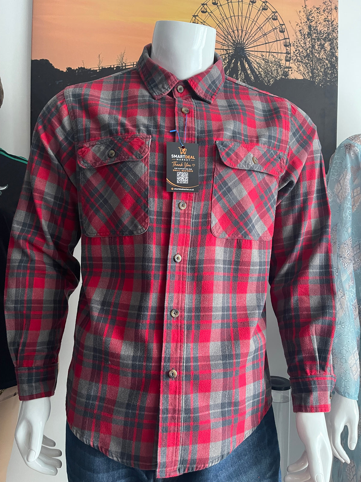 Rugged Wear Men’s Red Check Flannel Shirt Size M