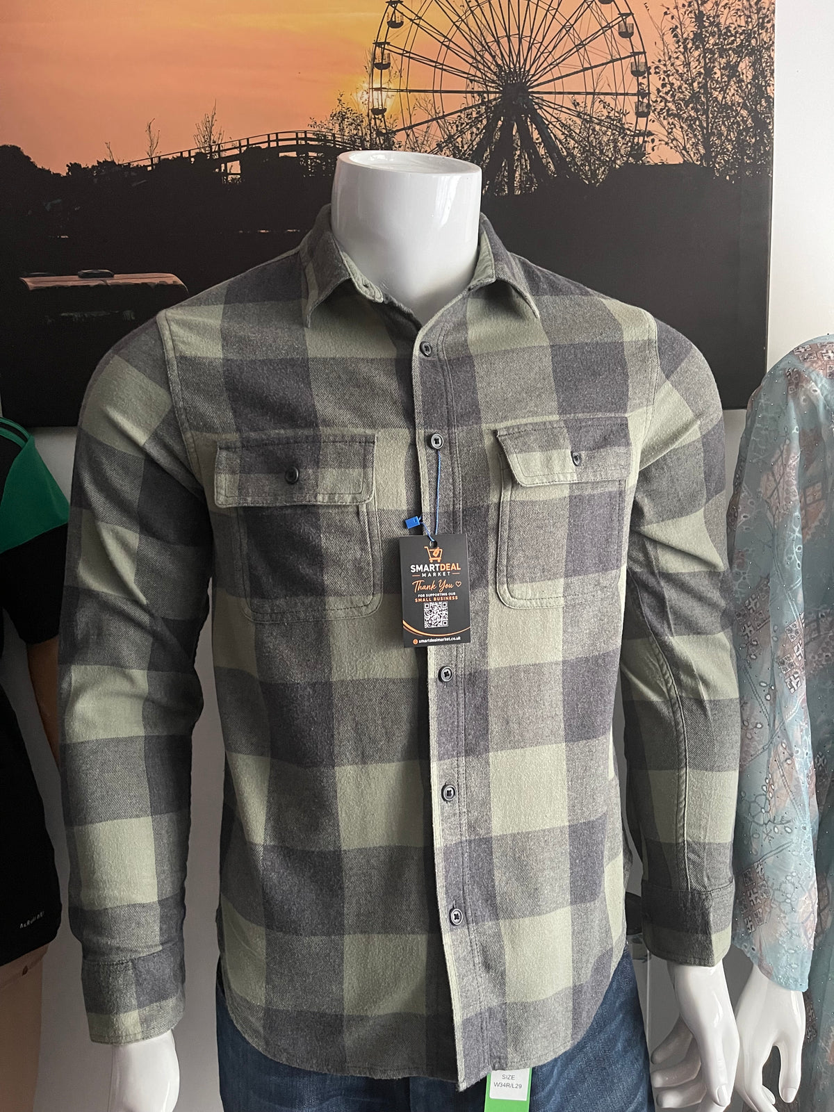 Old Navy Men’s Checked Shirt Size S