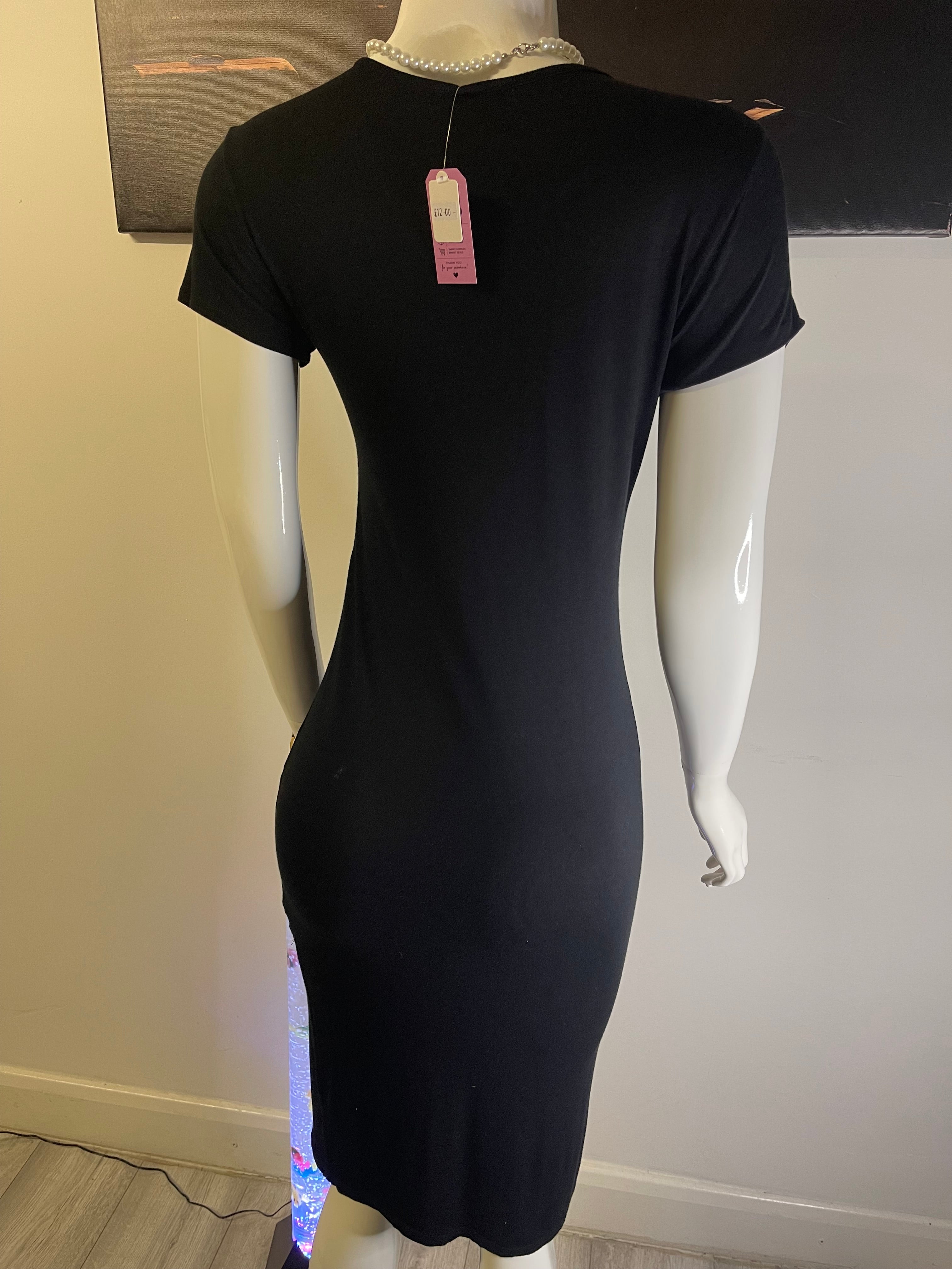 Boohoo Black Bodycon Midi Dress – Size M