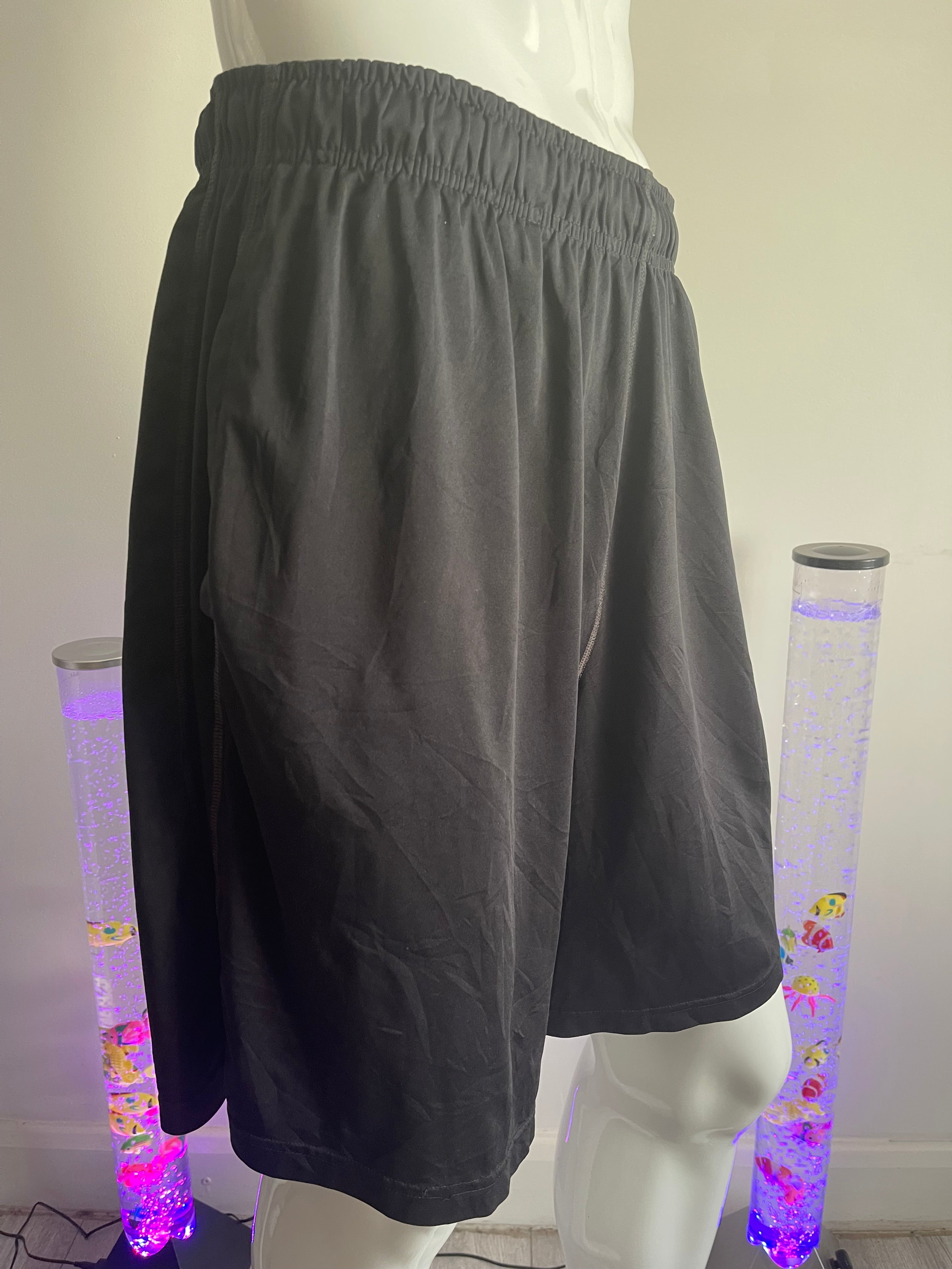 Nike Men's Black Sports Shorts with Pockets – Size L