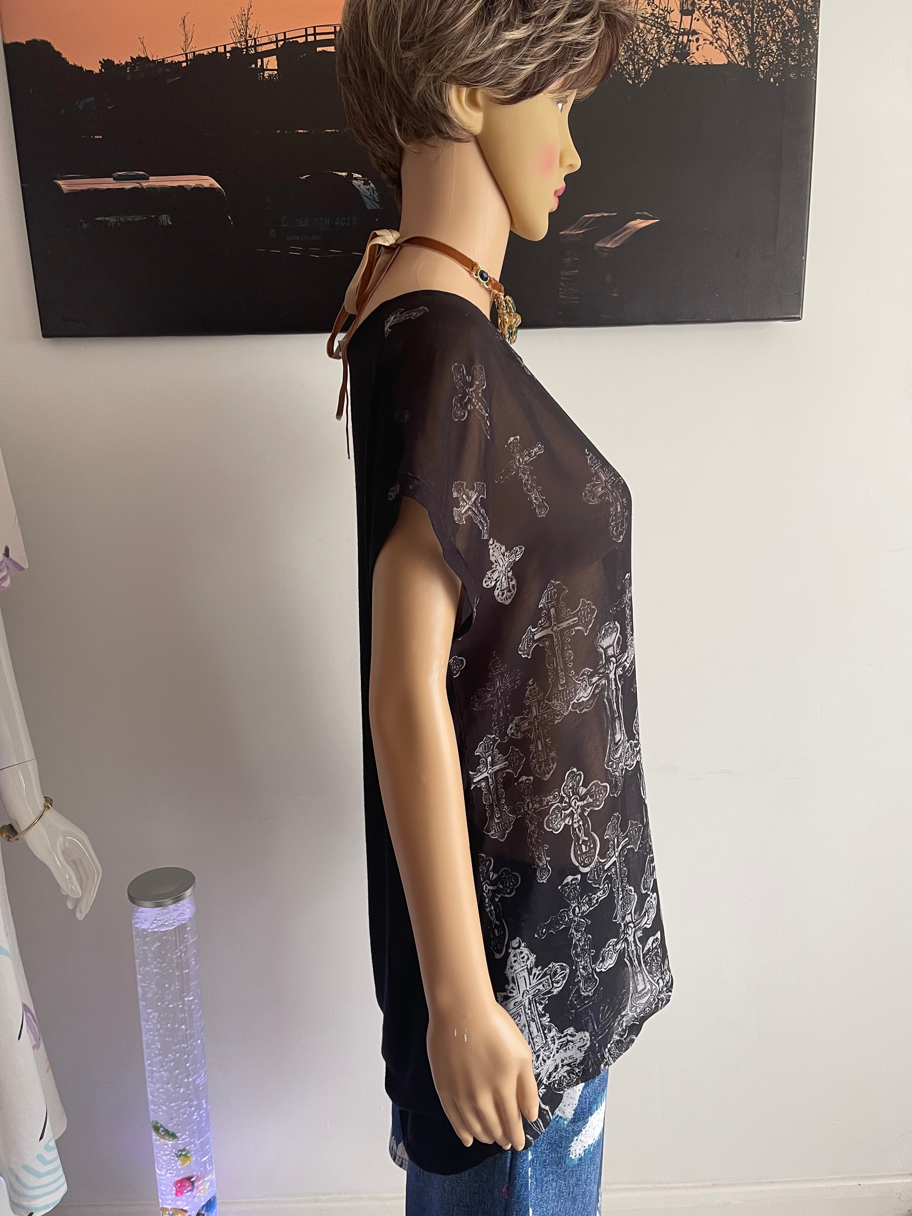 Look Women's Sheer Cross Print Top Black – UK 10