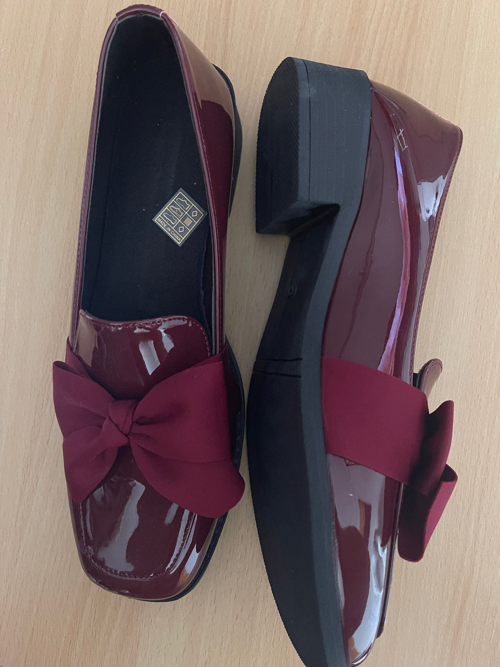 Women's Burgundy Patent Bow Loafers – UK 8 / EU 42