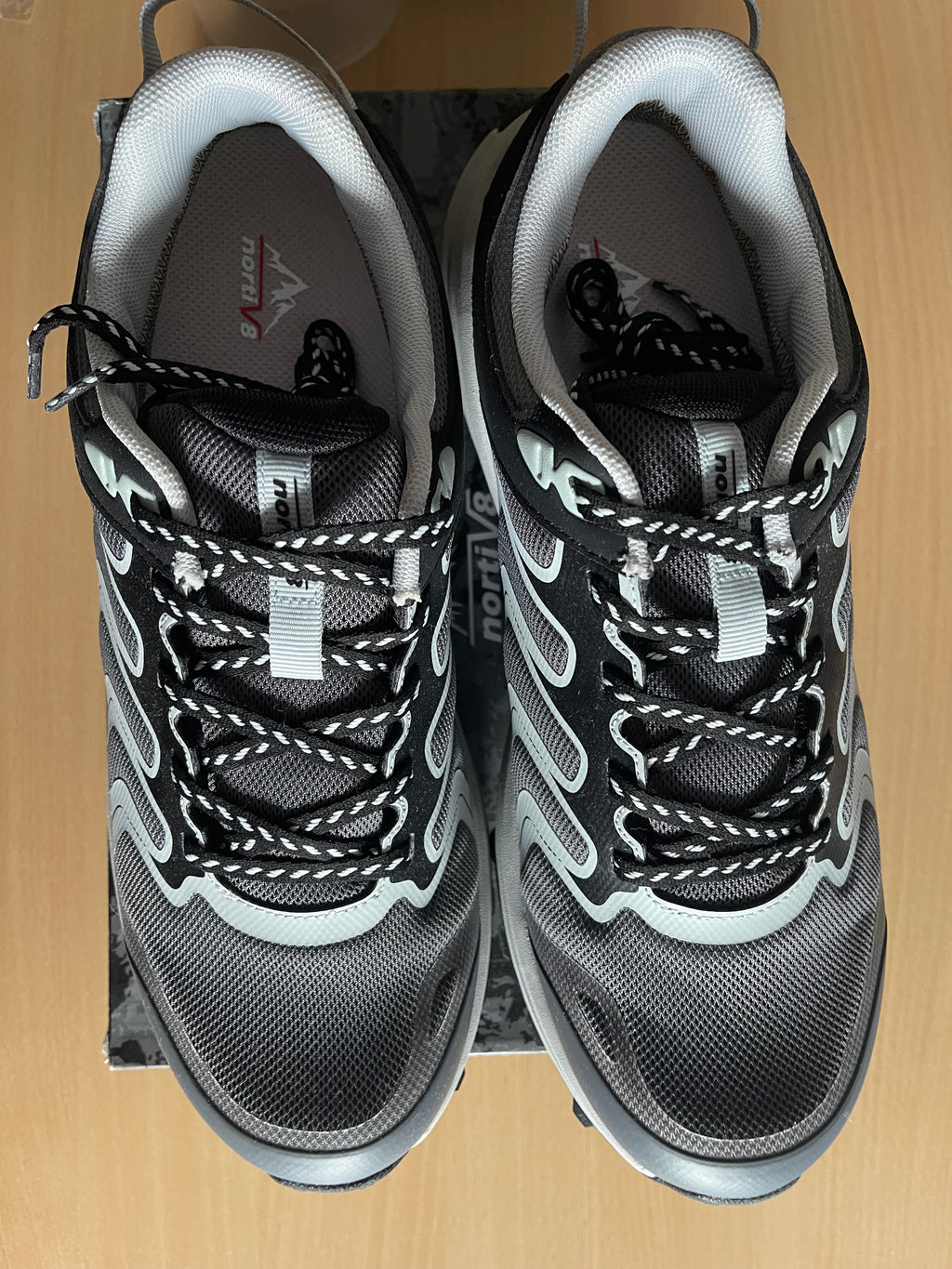 NortiV8 Hiking Trainers UK 9