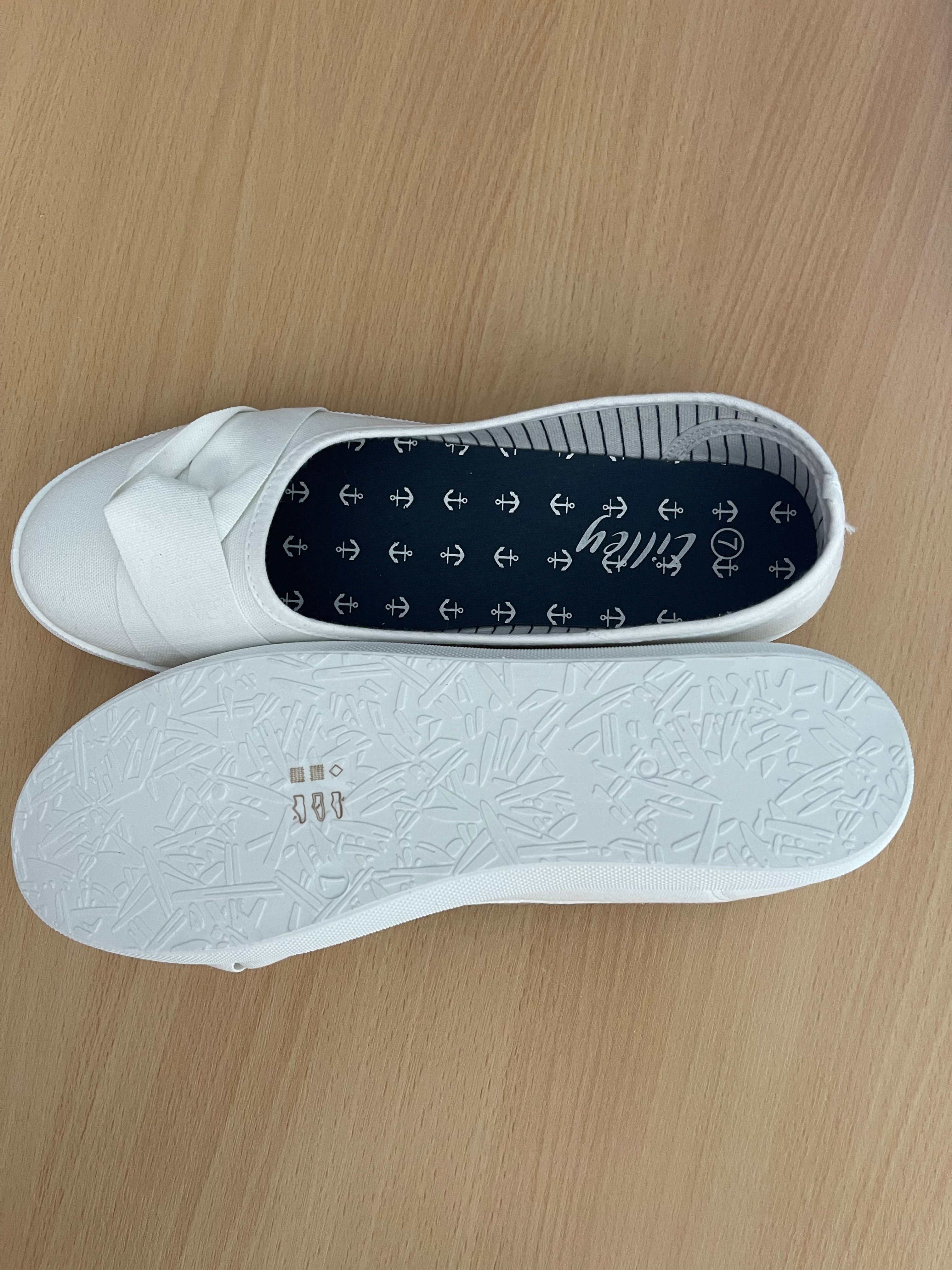 Lilley Women's White Slip-On Sandals UK 7